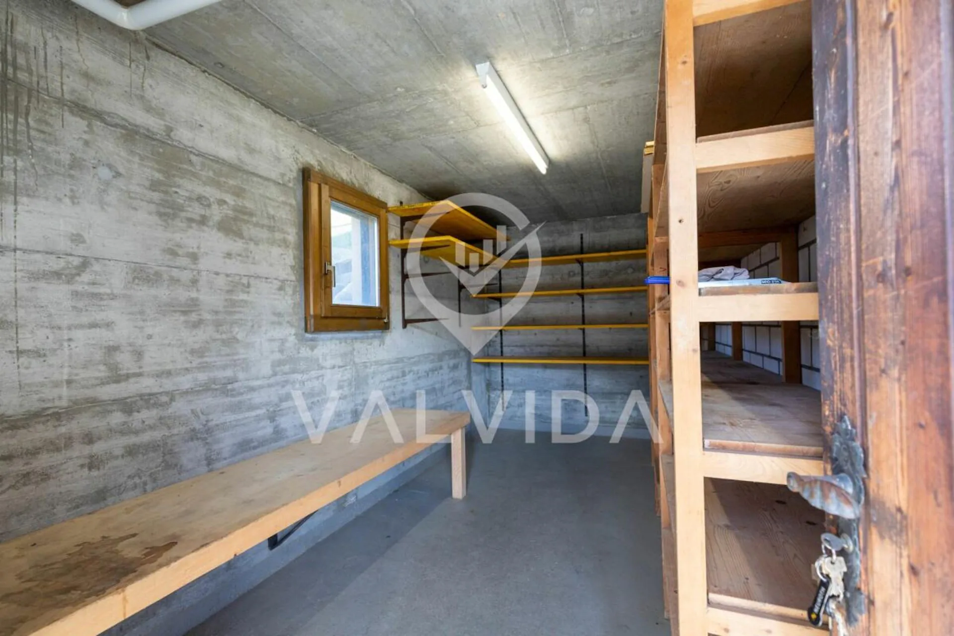Basement or hobby room with direct access - in the "Eden" house in Staldenried