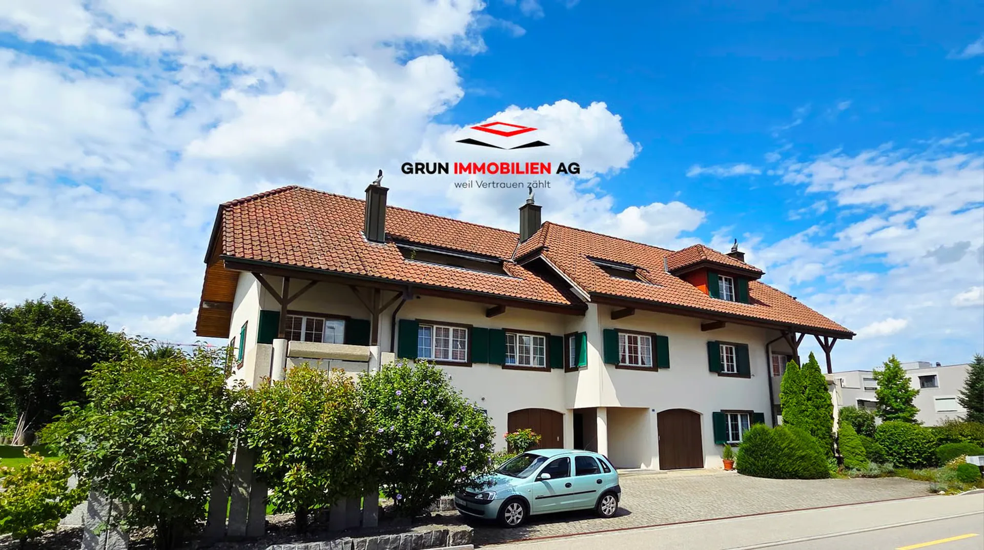 Habiter comme dans une maison unifamiliale - grand appartement de 4 ½ pièces au dernier étage avec entrée privée, cave et jardin