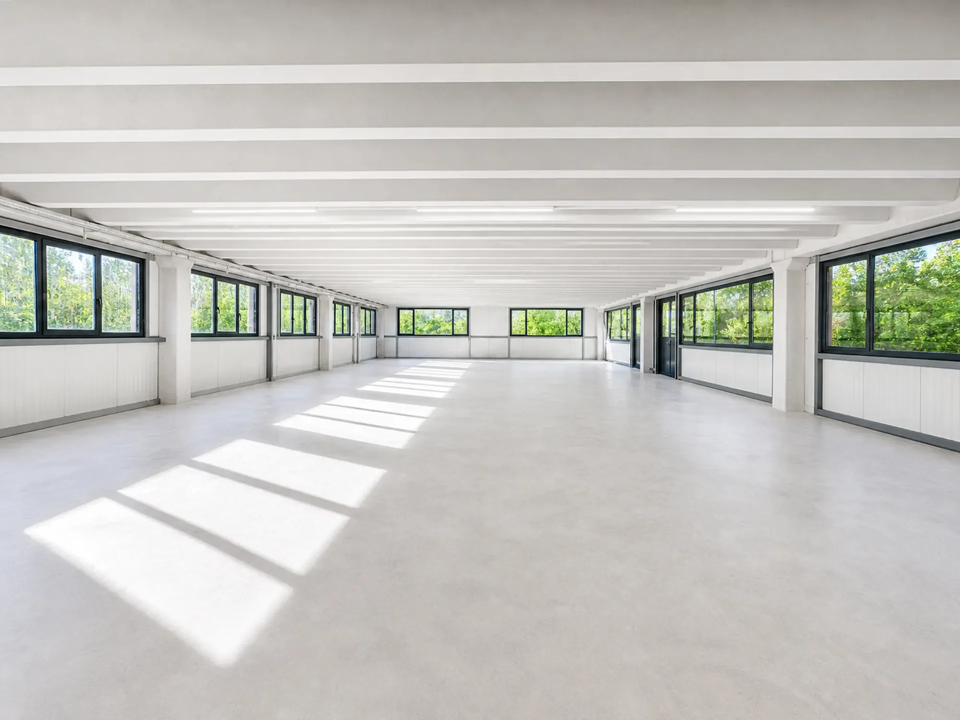 350 m2 Arbeitsplatz in Landeron, Industrie und Handwerk