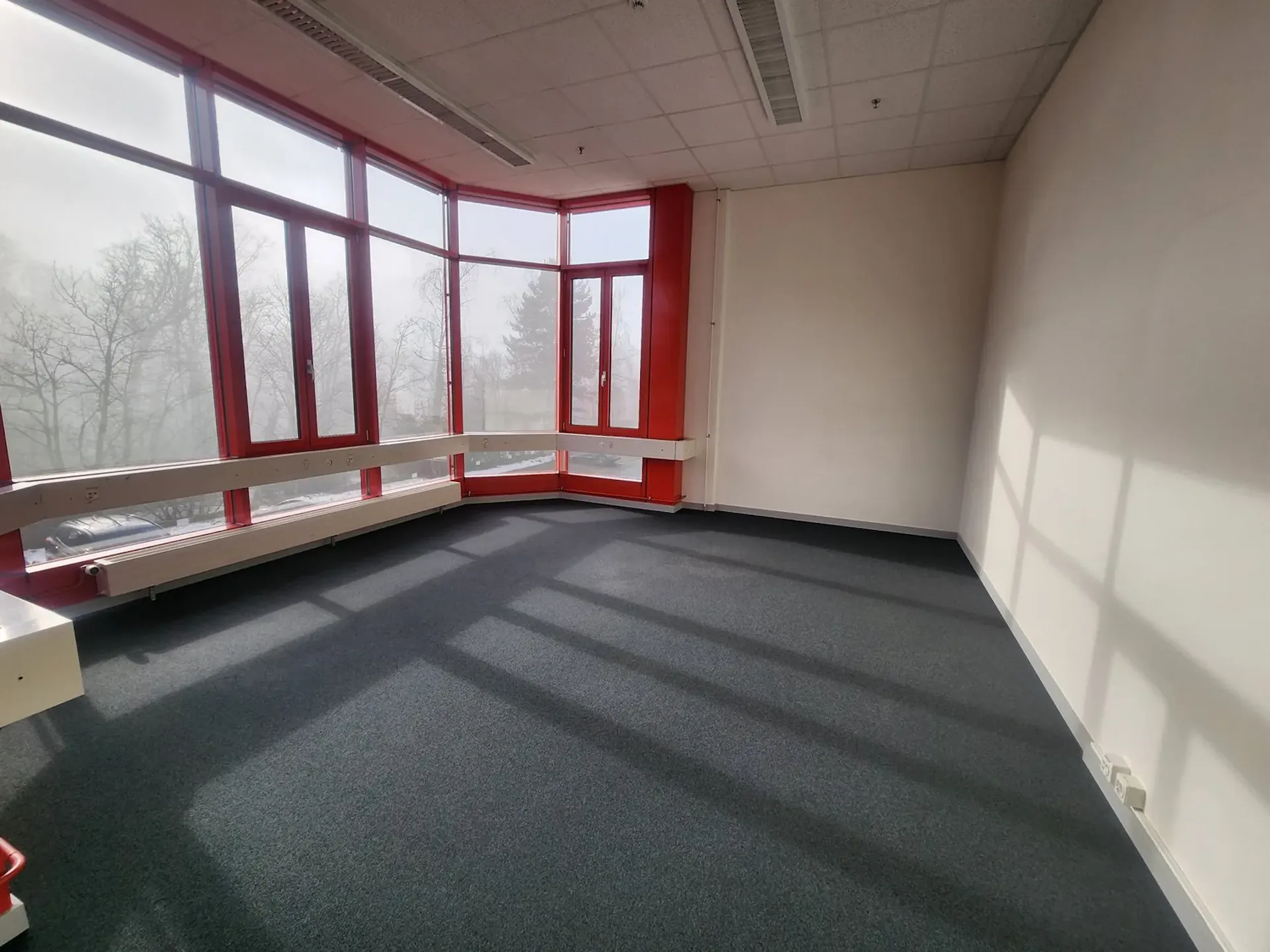 Industrielle Fläche von 395 m² in den Höhen von Neuchâtel