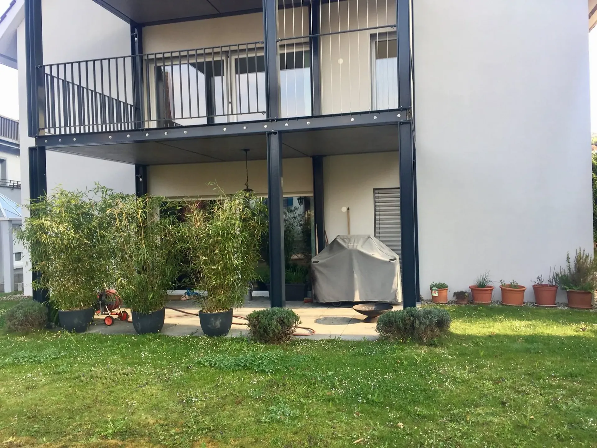 Appartement moderne avec jardin au centre de Magden