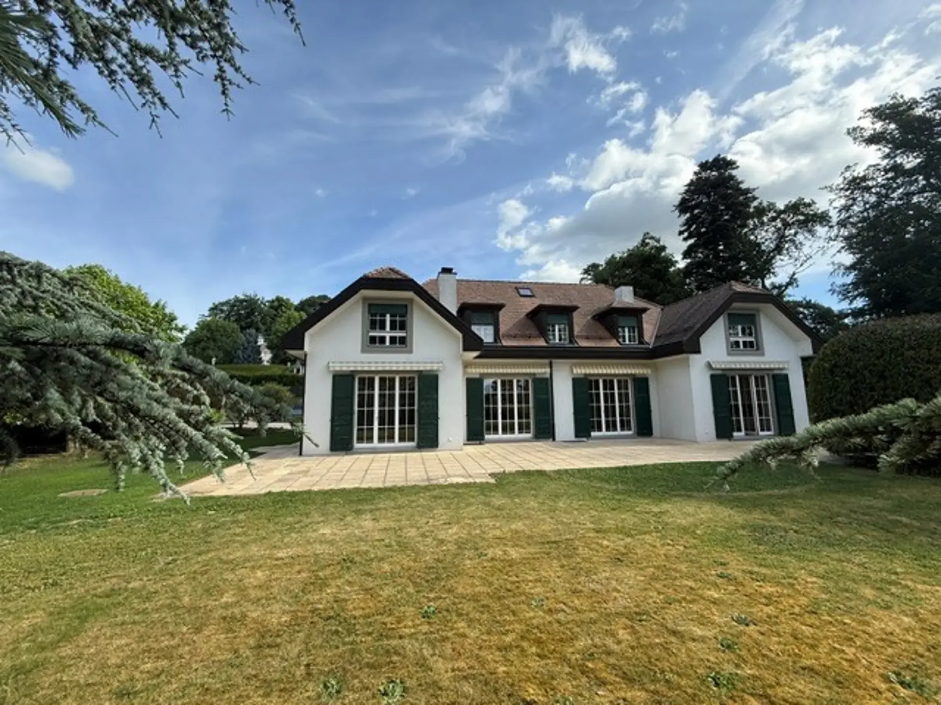 Magnificent property in a green setting in Lausanne