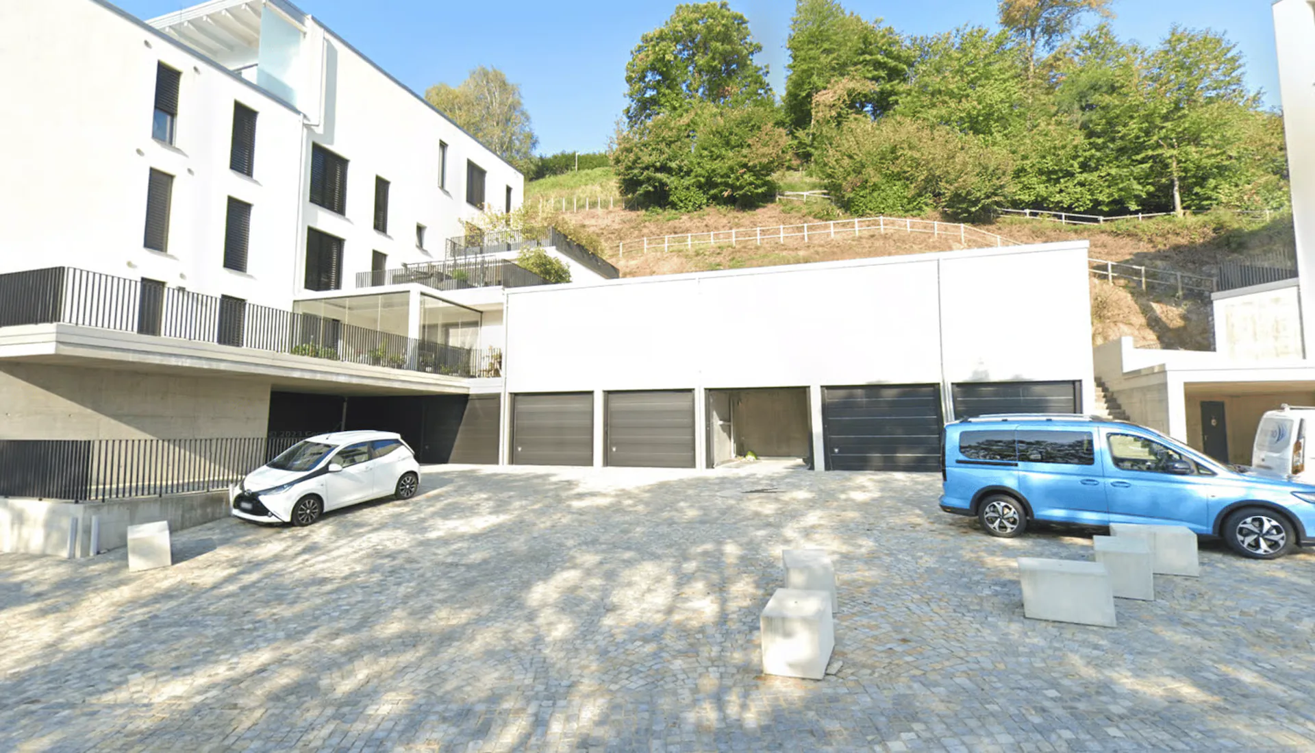 Garage zur Verkauf in Sureggio in Capriasca – Modern und funktional
