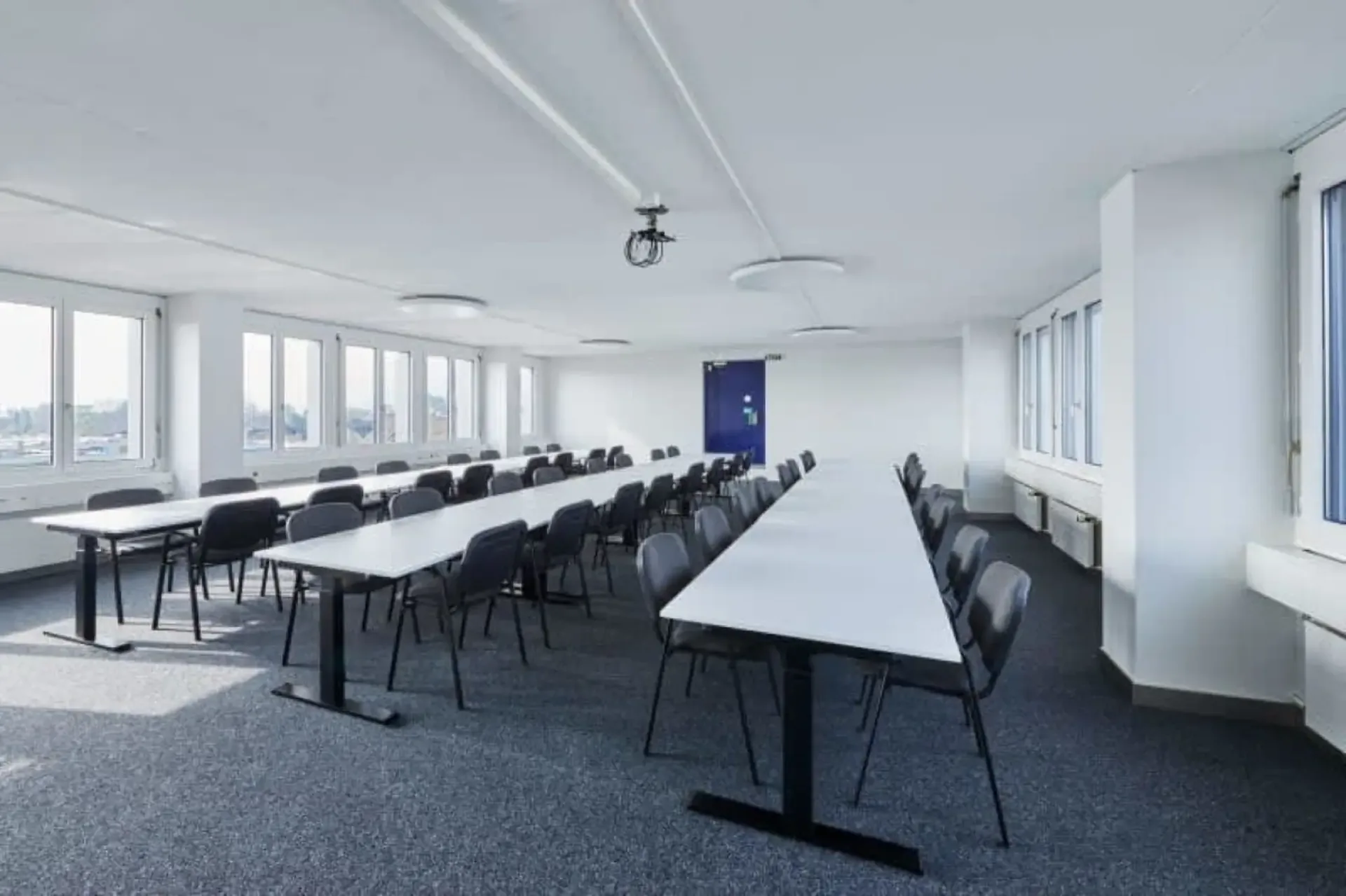 Attraktive Bürofläche mit 64m² an der Sonnenbergstrasse 72/74