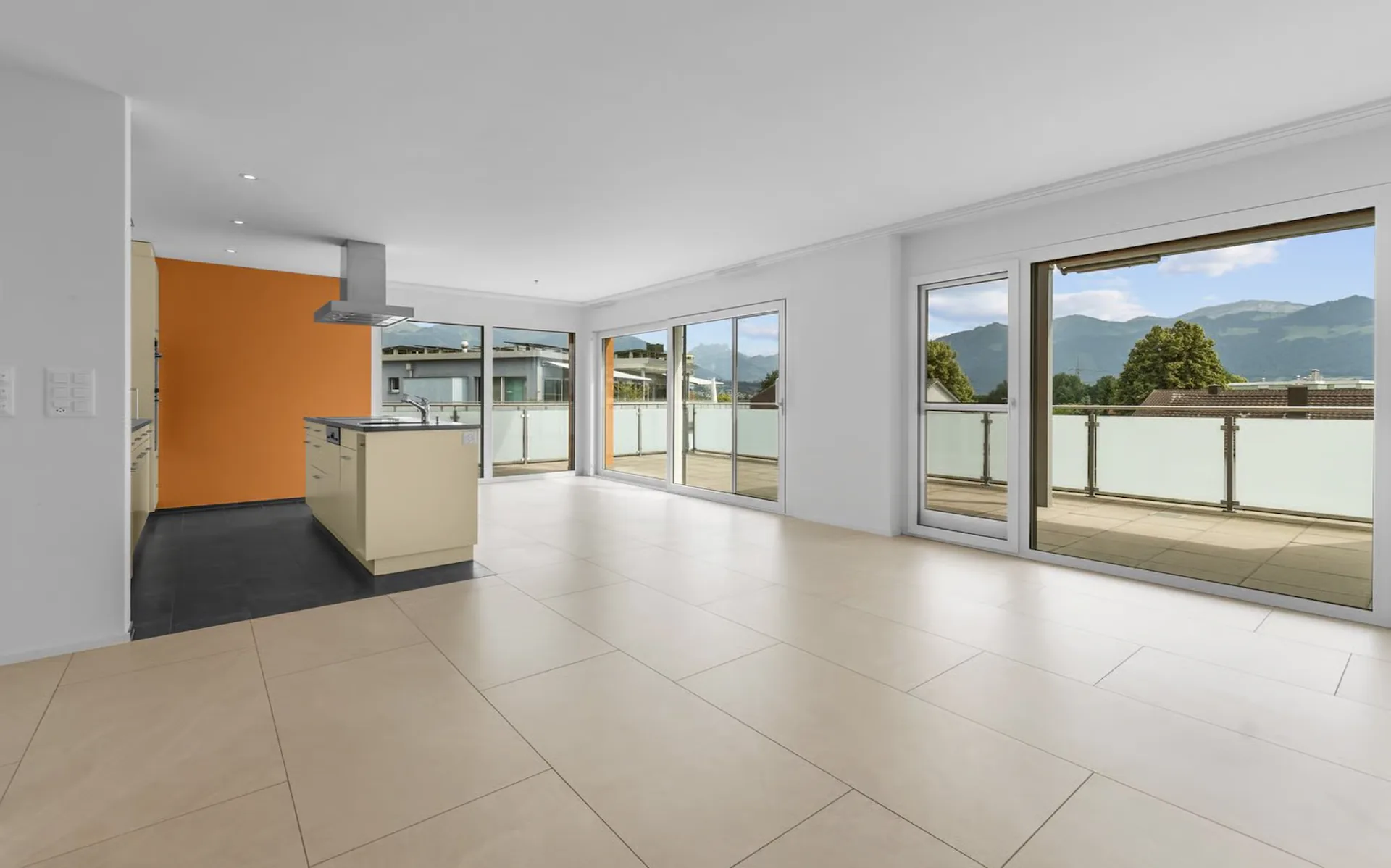 Appartamento attico esclusivo 3 locali con vista panoramica