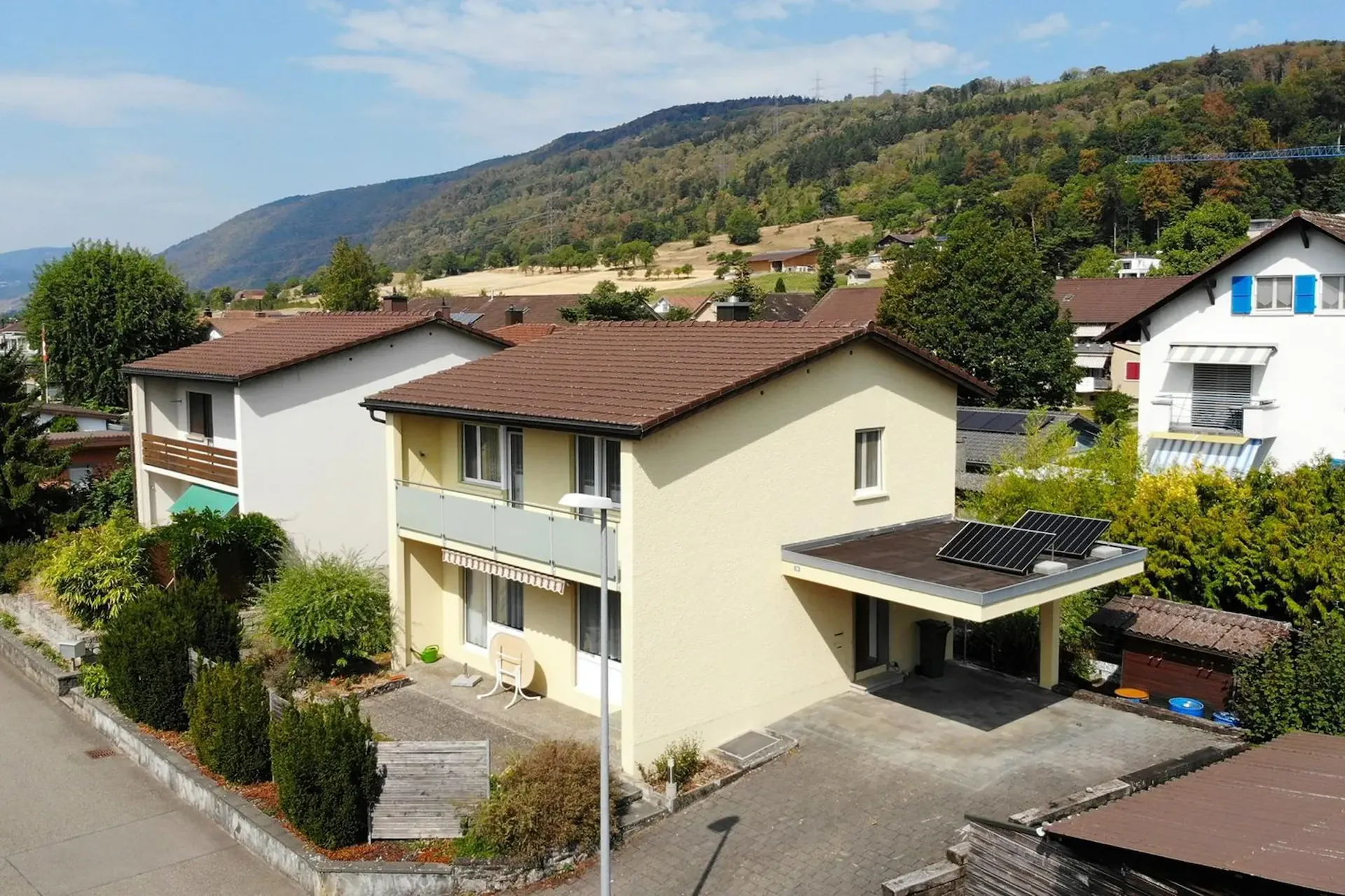 Charmant maison de famille de 4,5 pièces à Lengnau – disponible immédiatement !