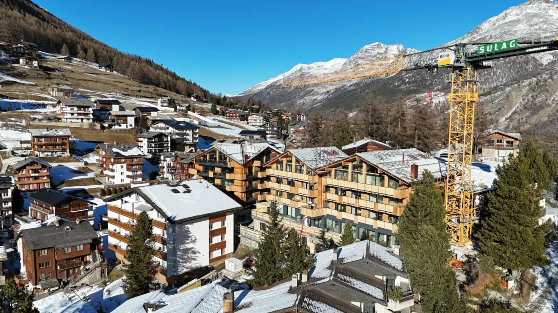 Alphubel Peak dem Himmel so nah. Neubau 2025. Mit Süd-und Ostbalkon. Reserviert.