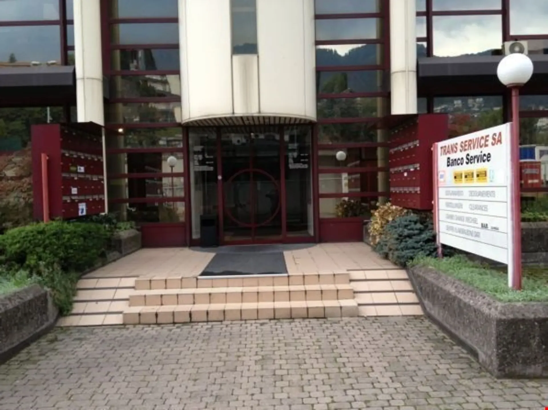 BÜRO NAHE ZOLLGRENZE BROGEDA KOMMERCIAL