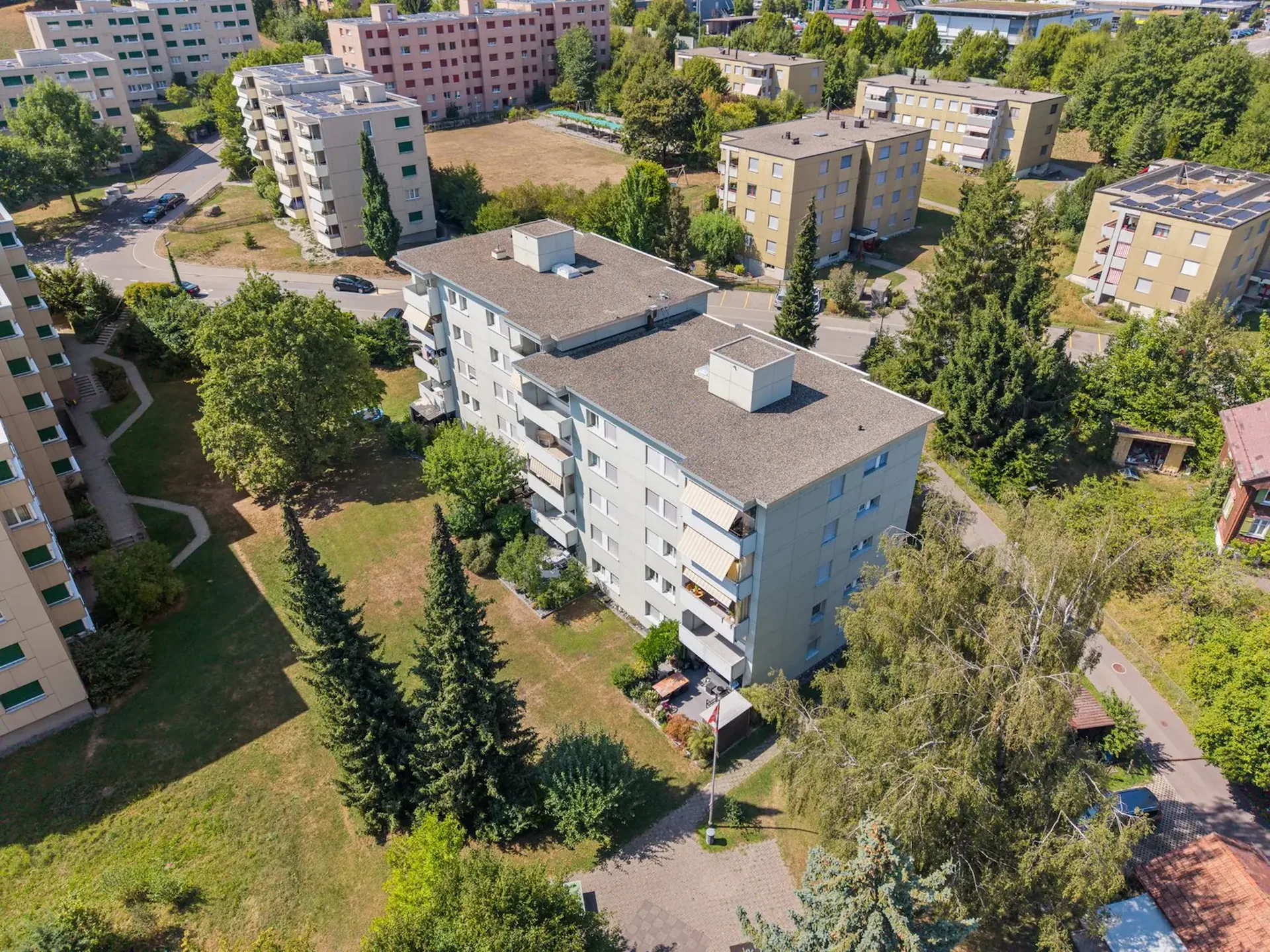 Quiet location - Central proximity - Versatile possibilities