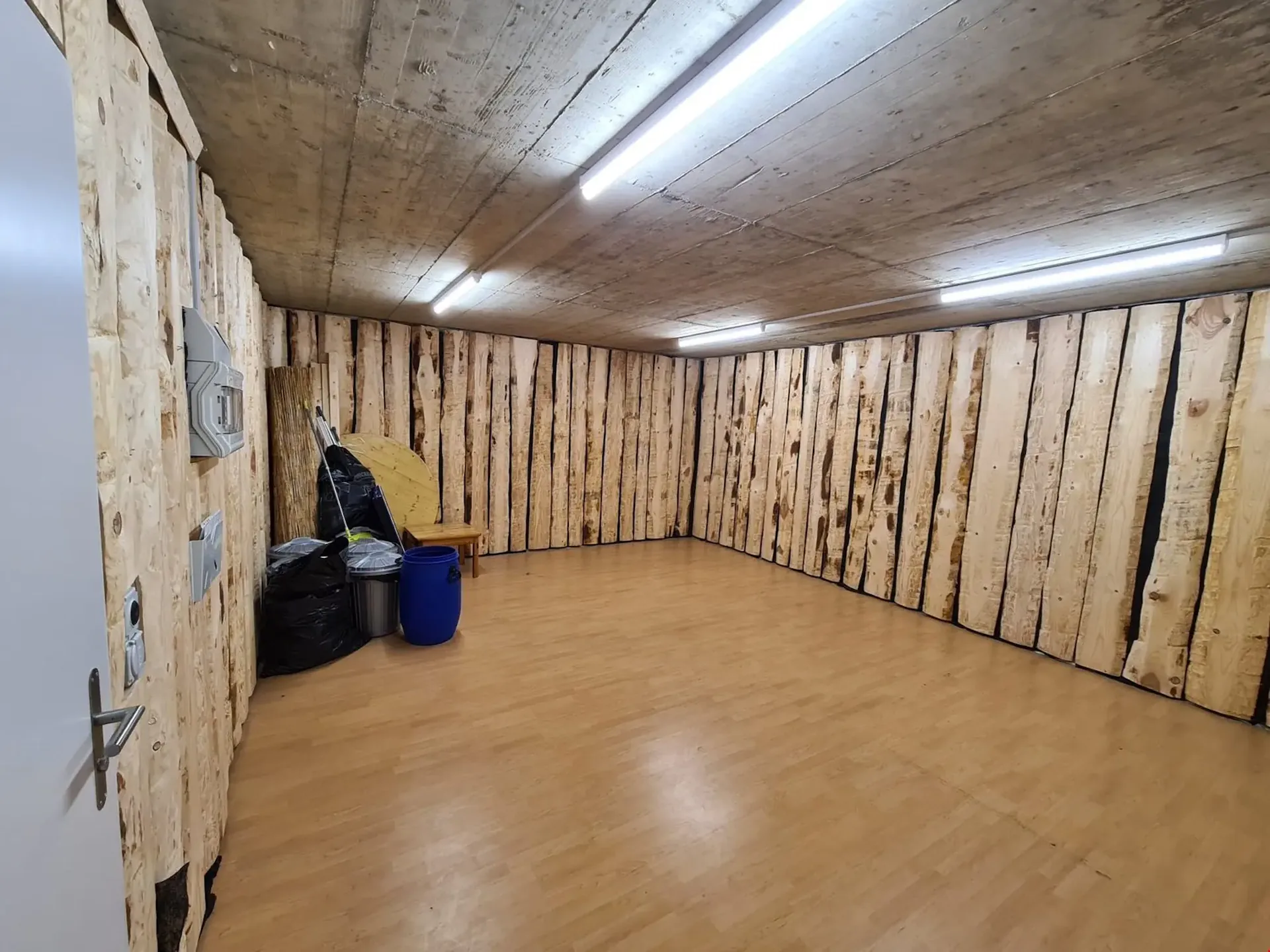 Espace généreux pour hobby/stockage/atelier à louer !