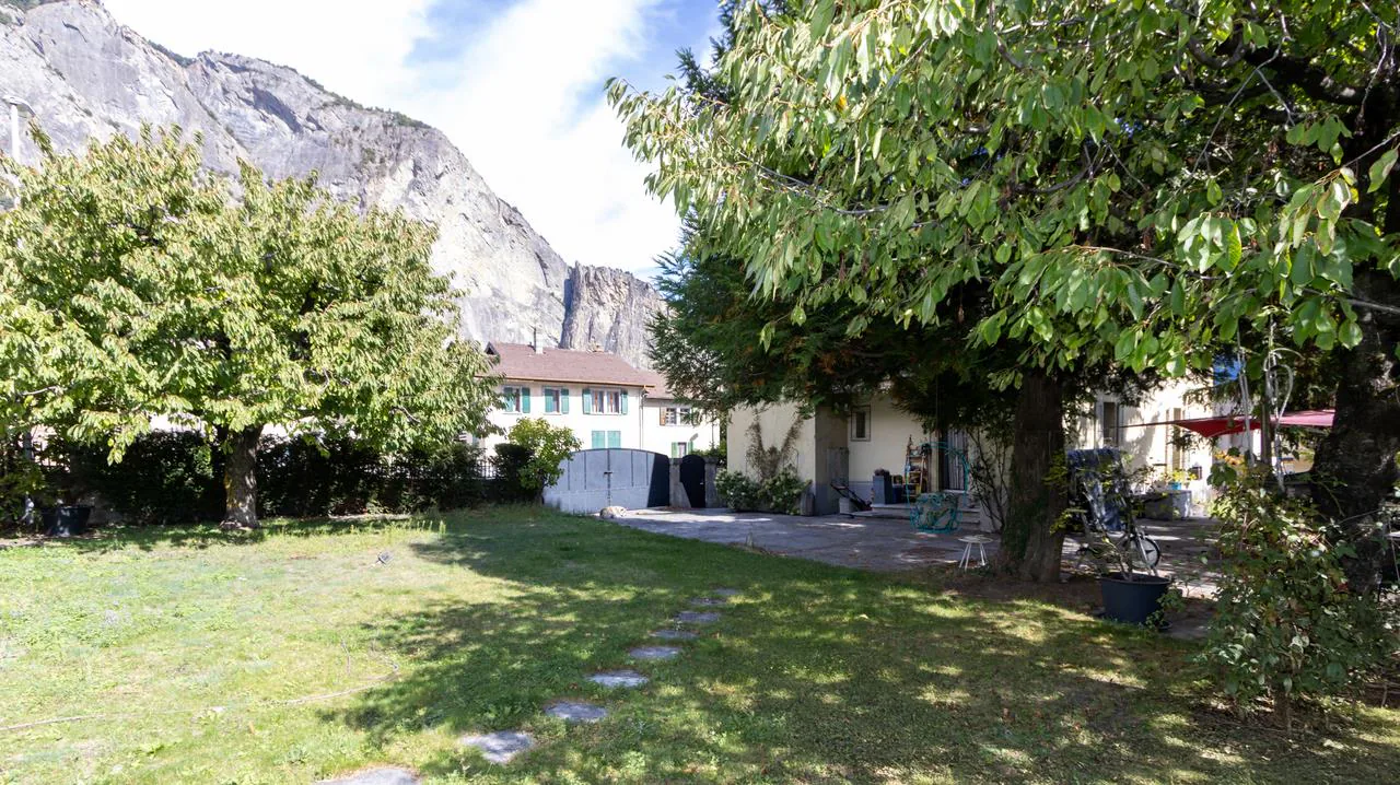 A VENDRE MAISON AVEC CACHET 5.5 PCES A CHAMOSON