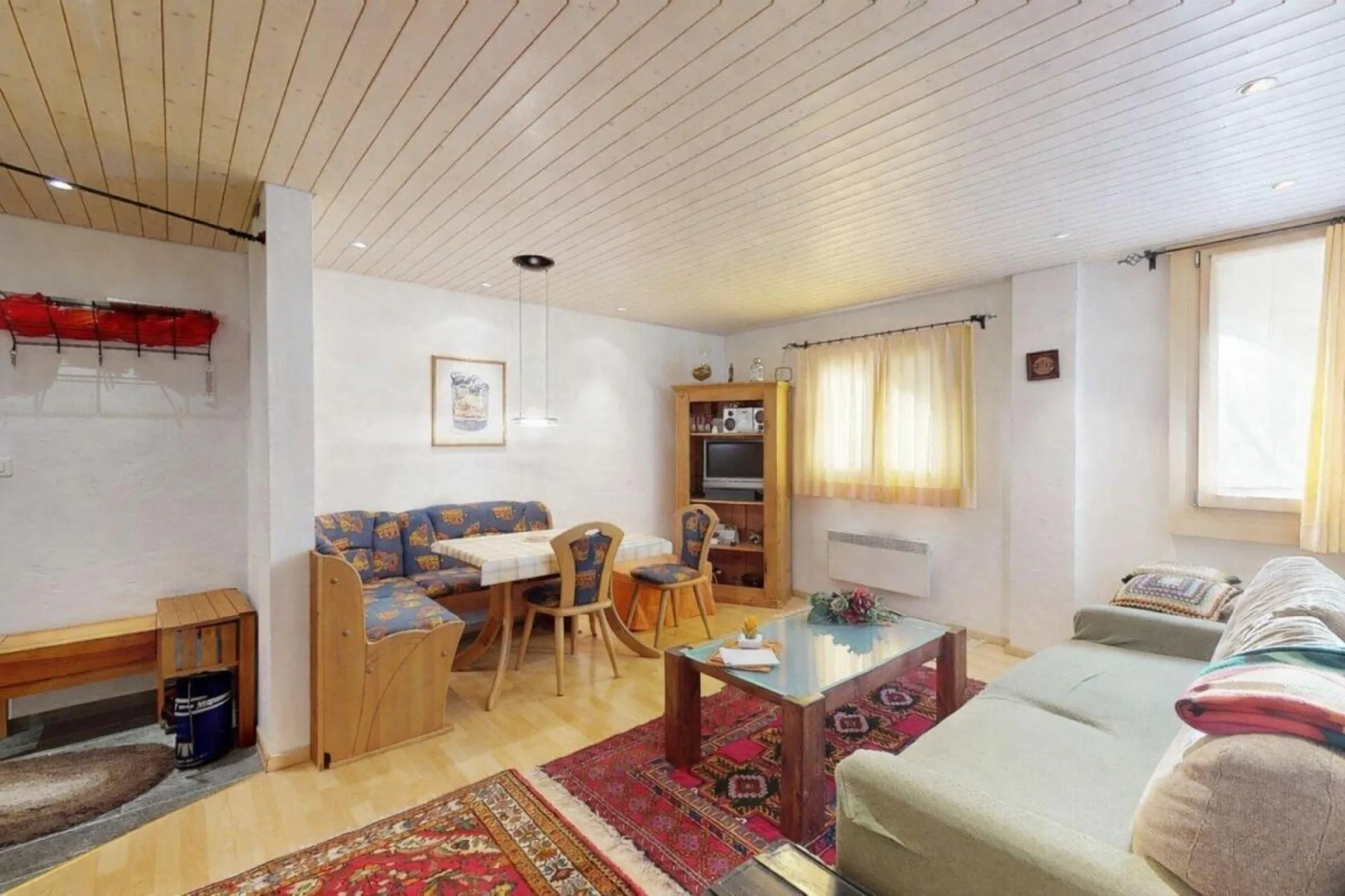 Appartement 2 pièces dans le Bivio sûr de la neige