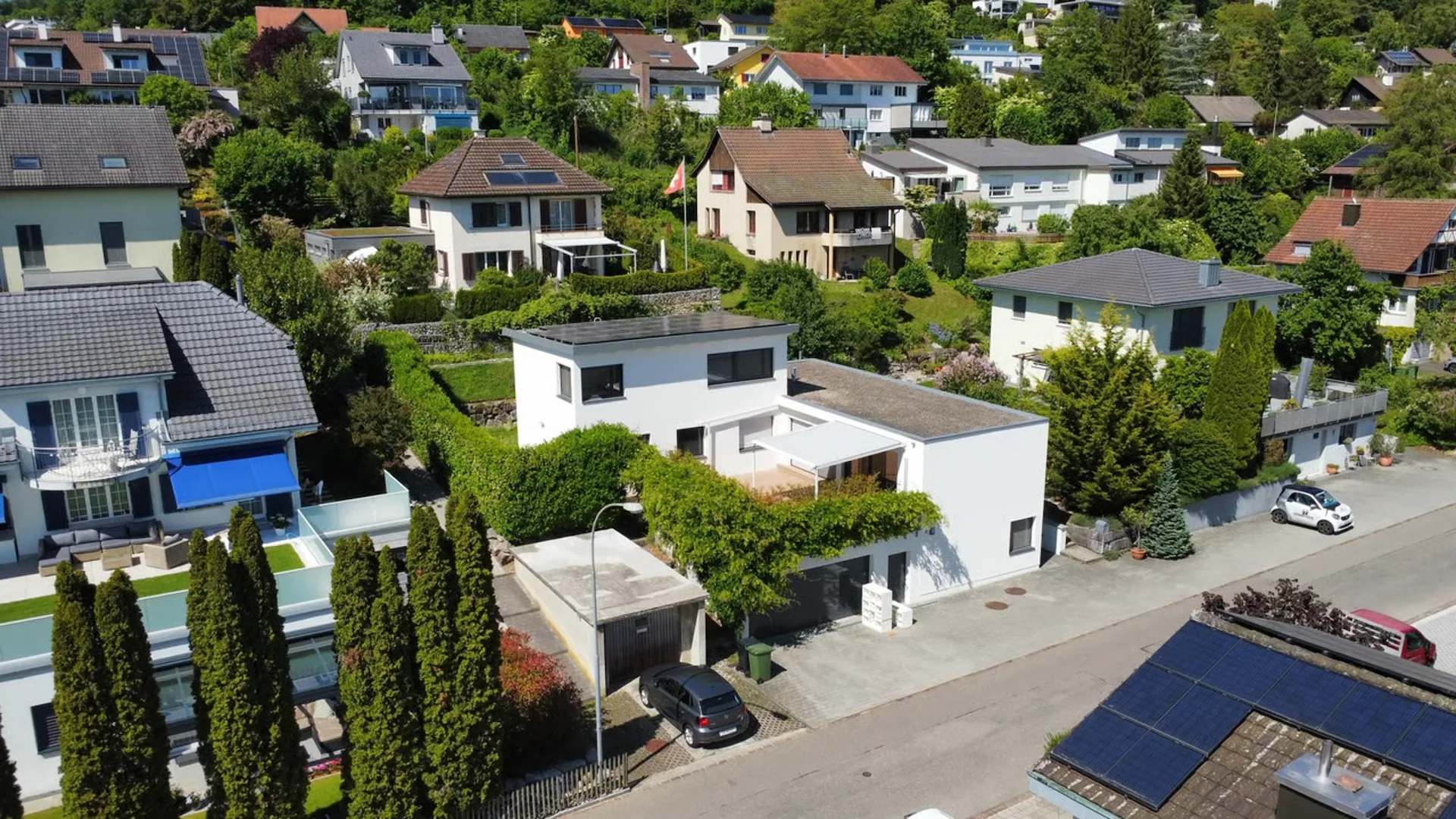 Maison familiale moderne avec beaucoup d'espace et une haute qualité de vie