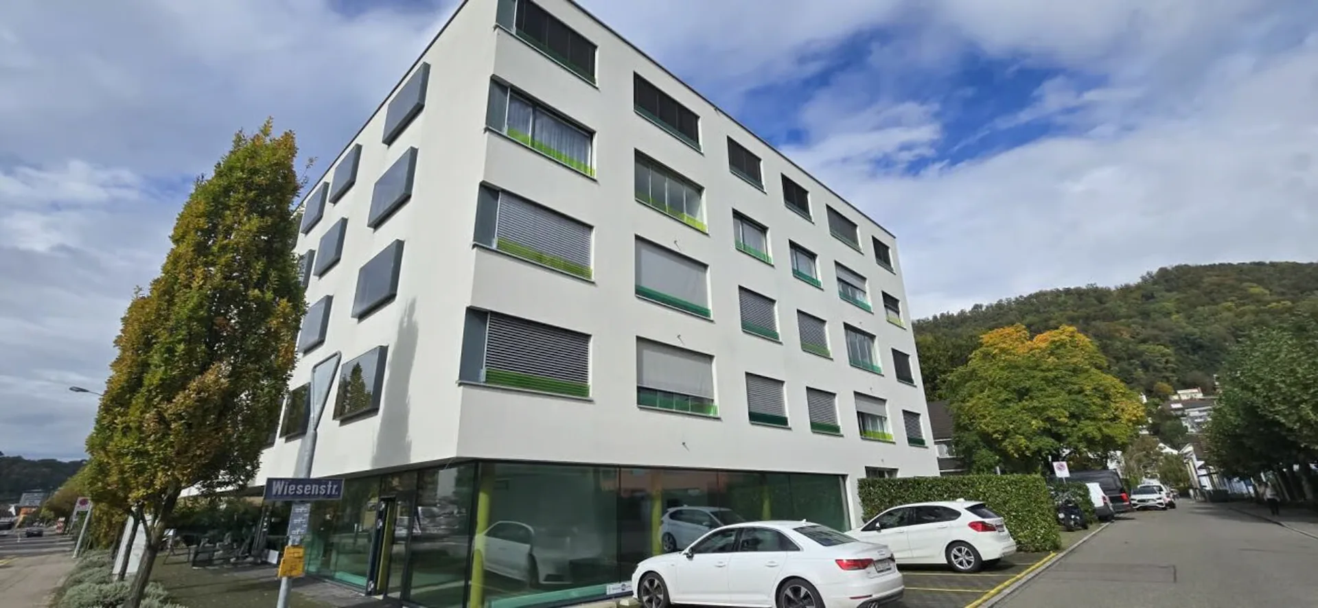 STRONG INVESTMENT OBJECT - 5.92% RETURN IN BEST LOCATION