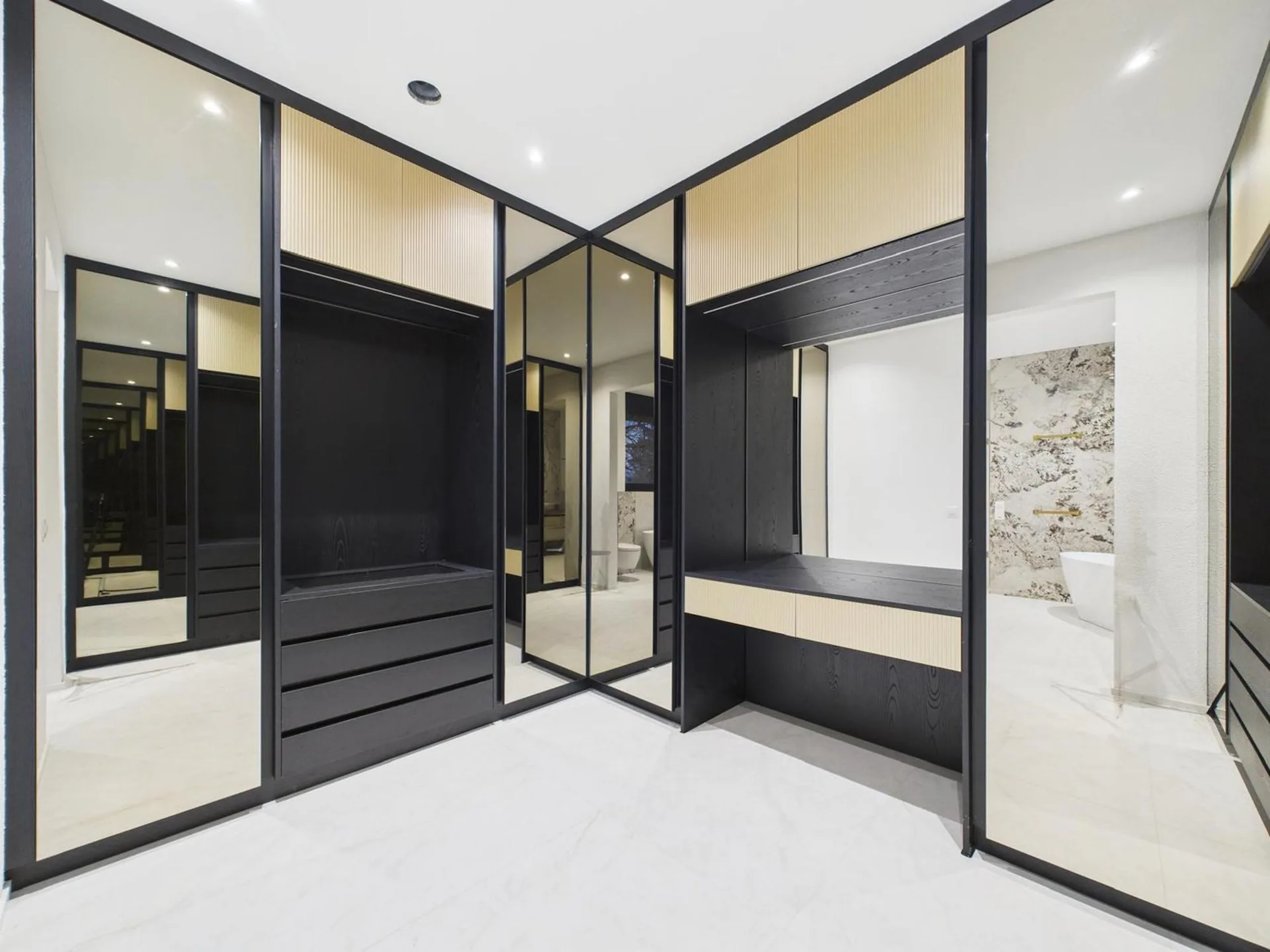 Exclusive 4.5-room terrace apartment in a new building in Umiken