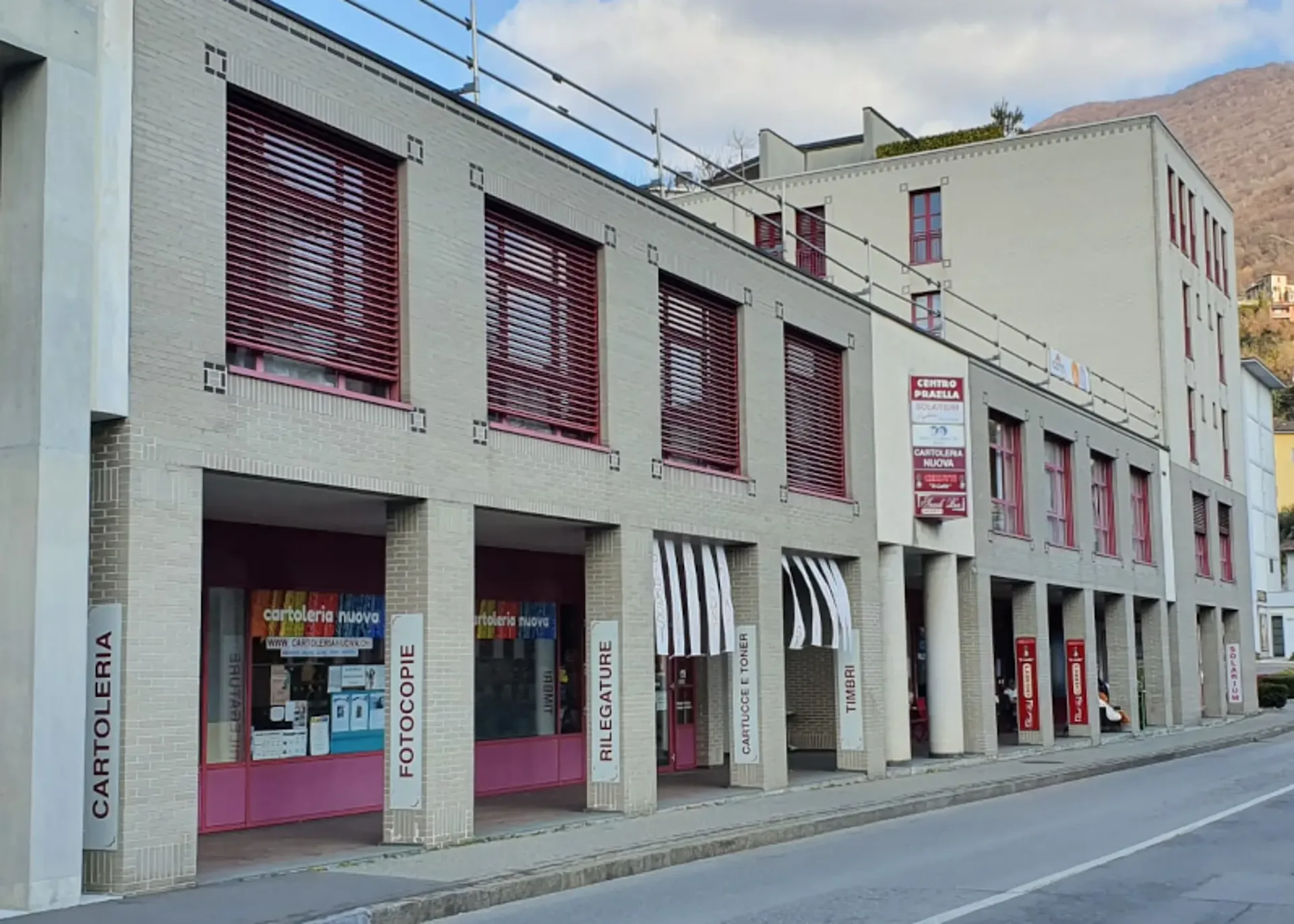 Mehrzweckobjekt im Zentrum von Mendrisio – Büro oder Wohnung? Sie entscheiden