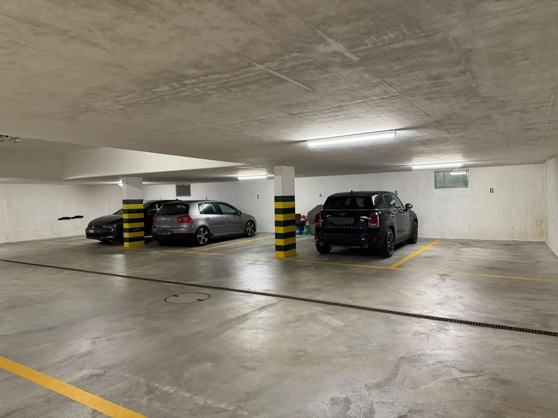 Autoeinstellplatz in Birmensdorf zu vermieten