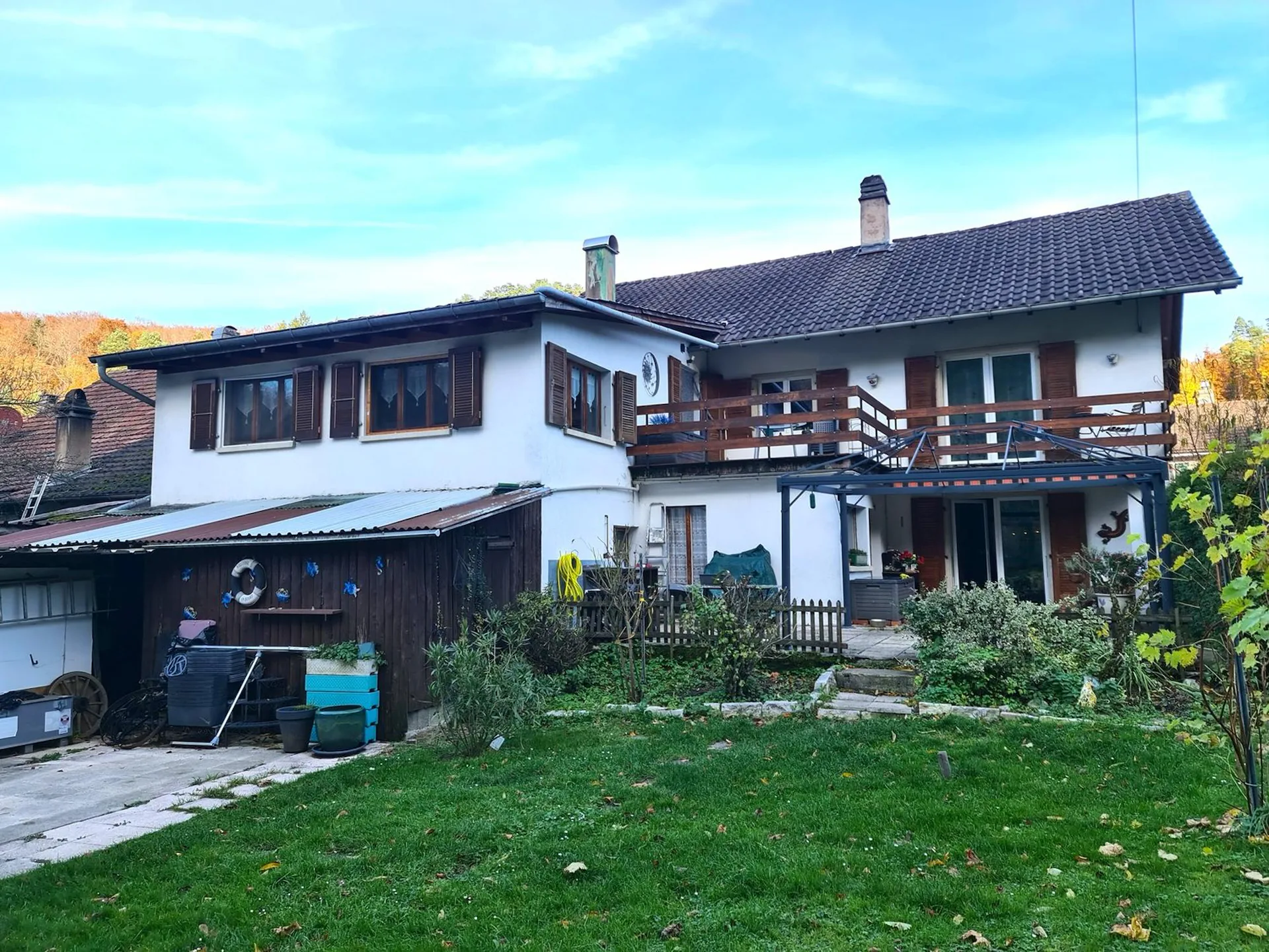 Large atypical family house with 7.5 rooms