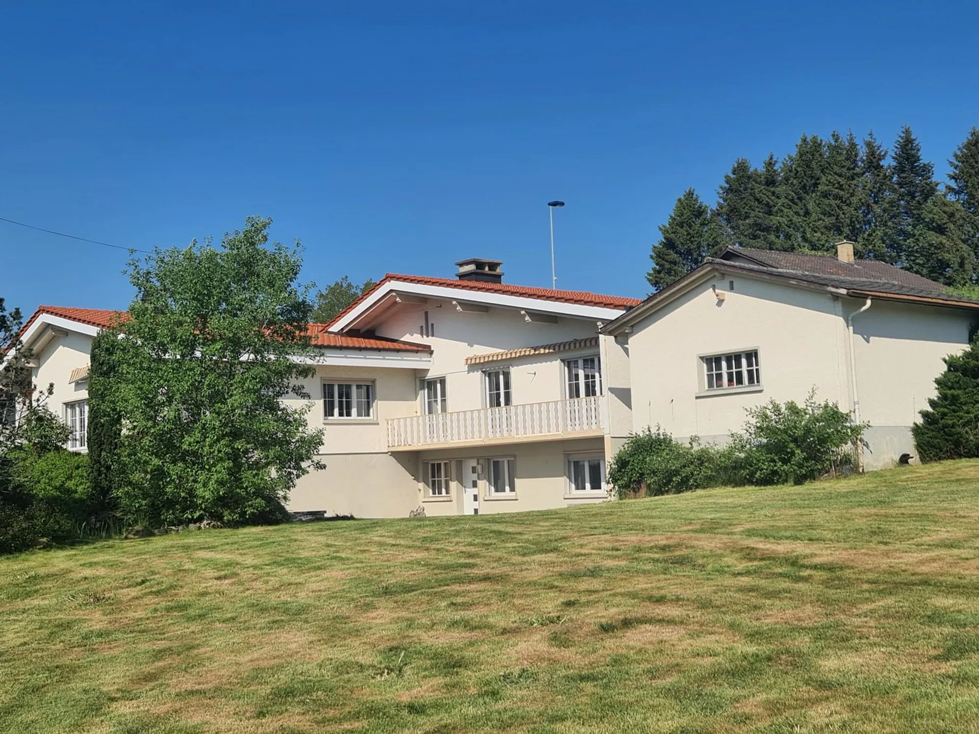 NEUER PREISNACHLASS - Prächtige Villa mit hohem Standard auf großer Parzelle