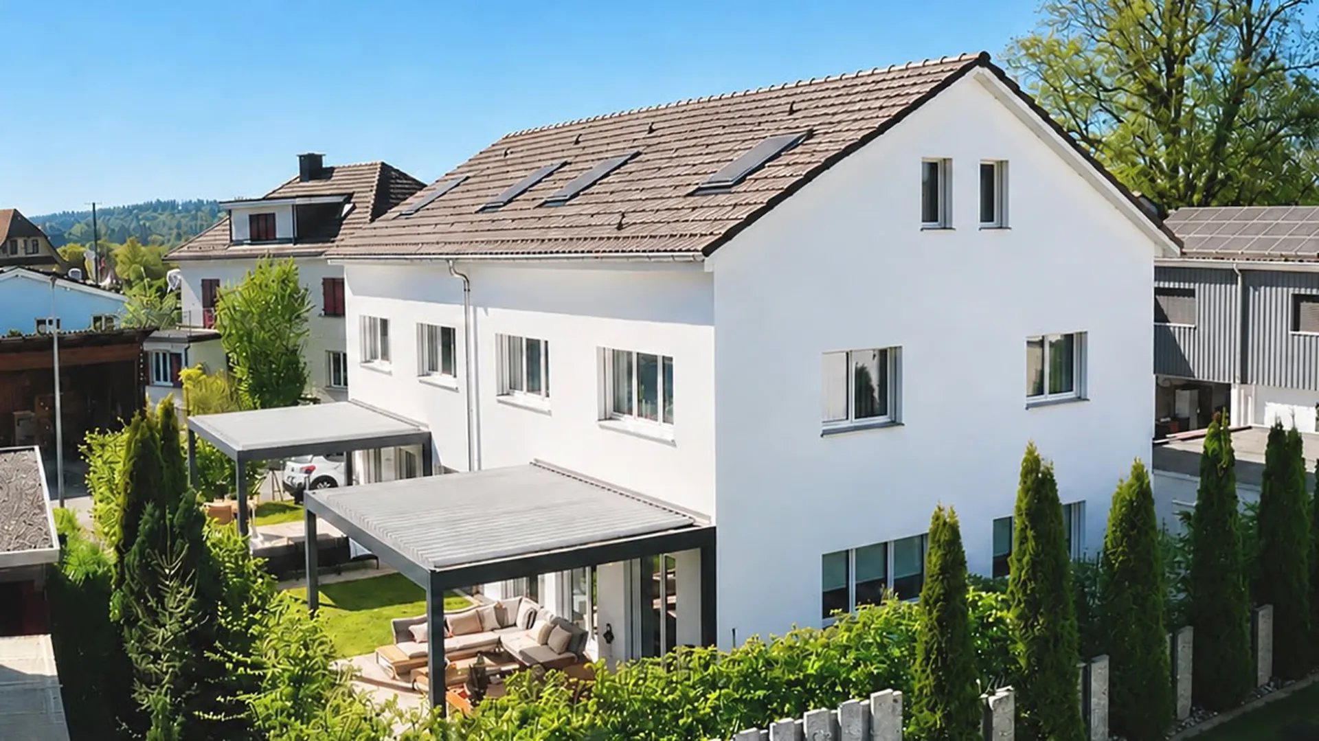 Maison soignée avec confort, jardin et pergola
