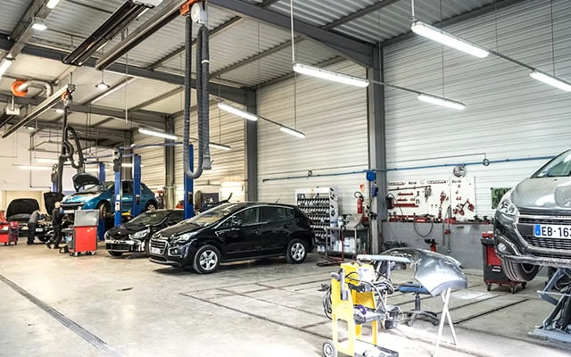 Centre automobiles – Région du Seeland / Verkauf eines großen Autozentrums  - Region Seeland