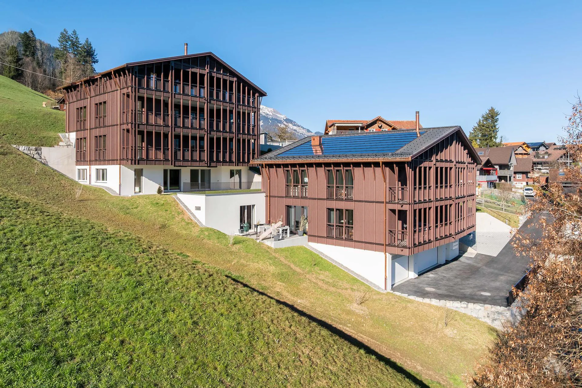 Ready-to-move-in new garden apartment on the sunny slope