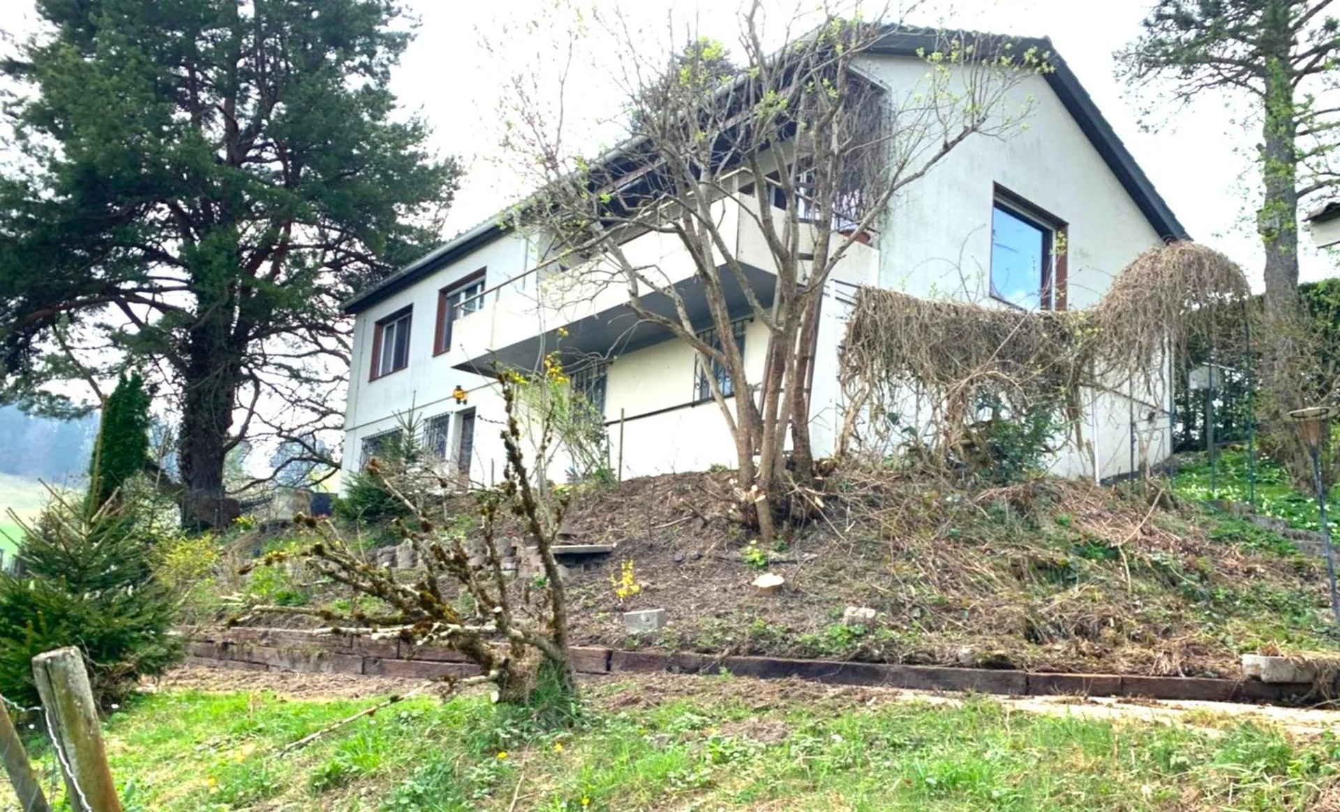 Detached 5½ room single-family house in a dream location high above Lake Constance
