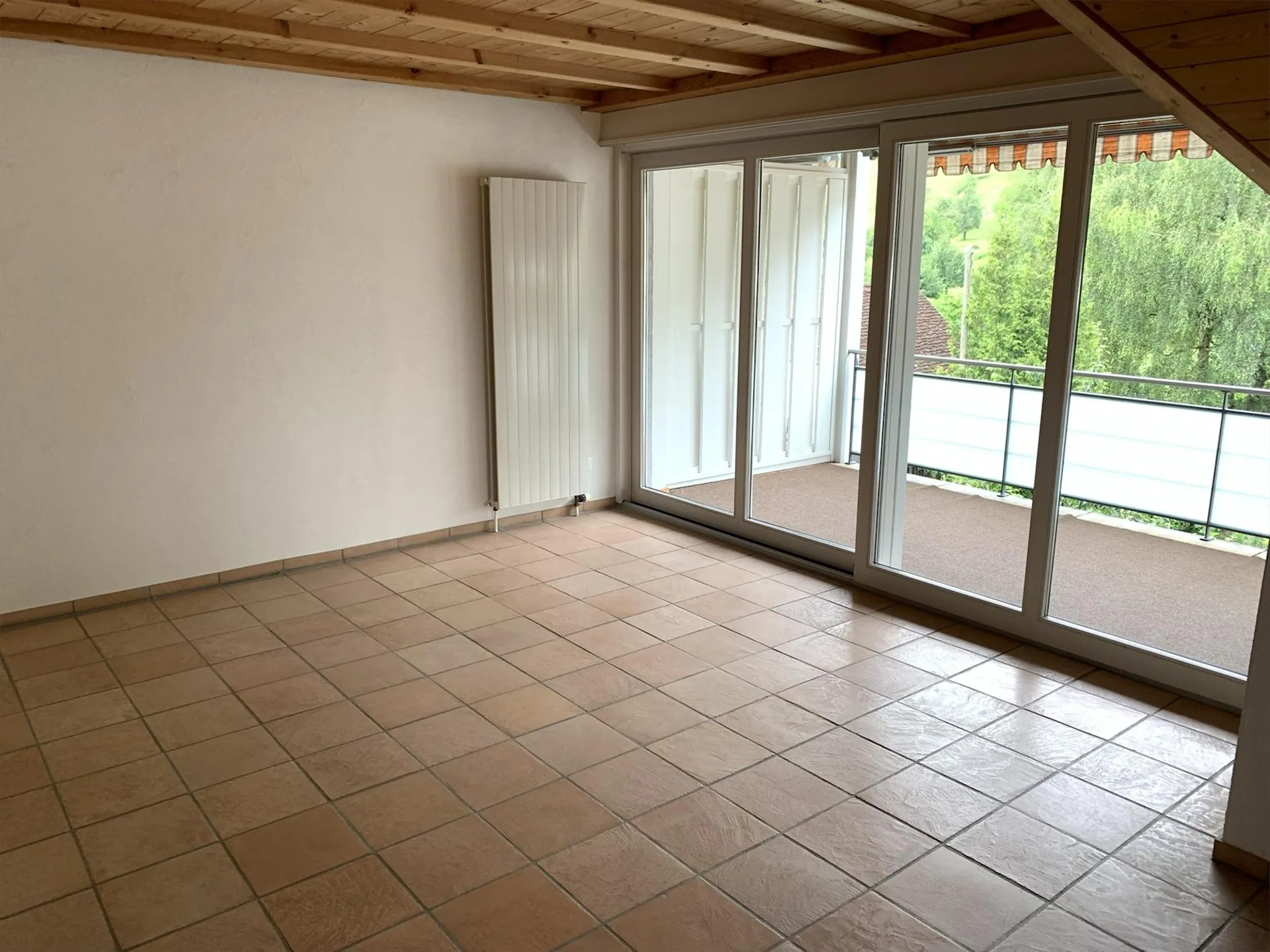 Appartement cosy de 3,5 pièces avec grand balcon