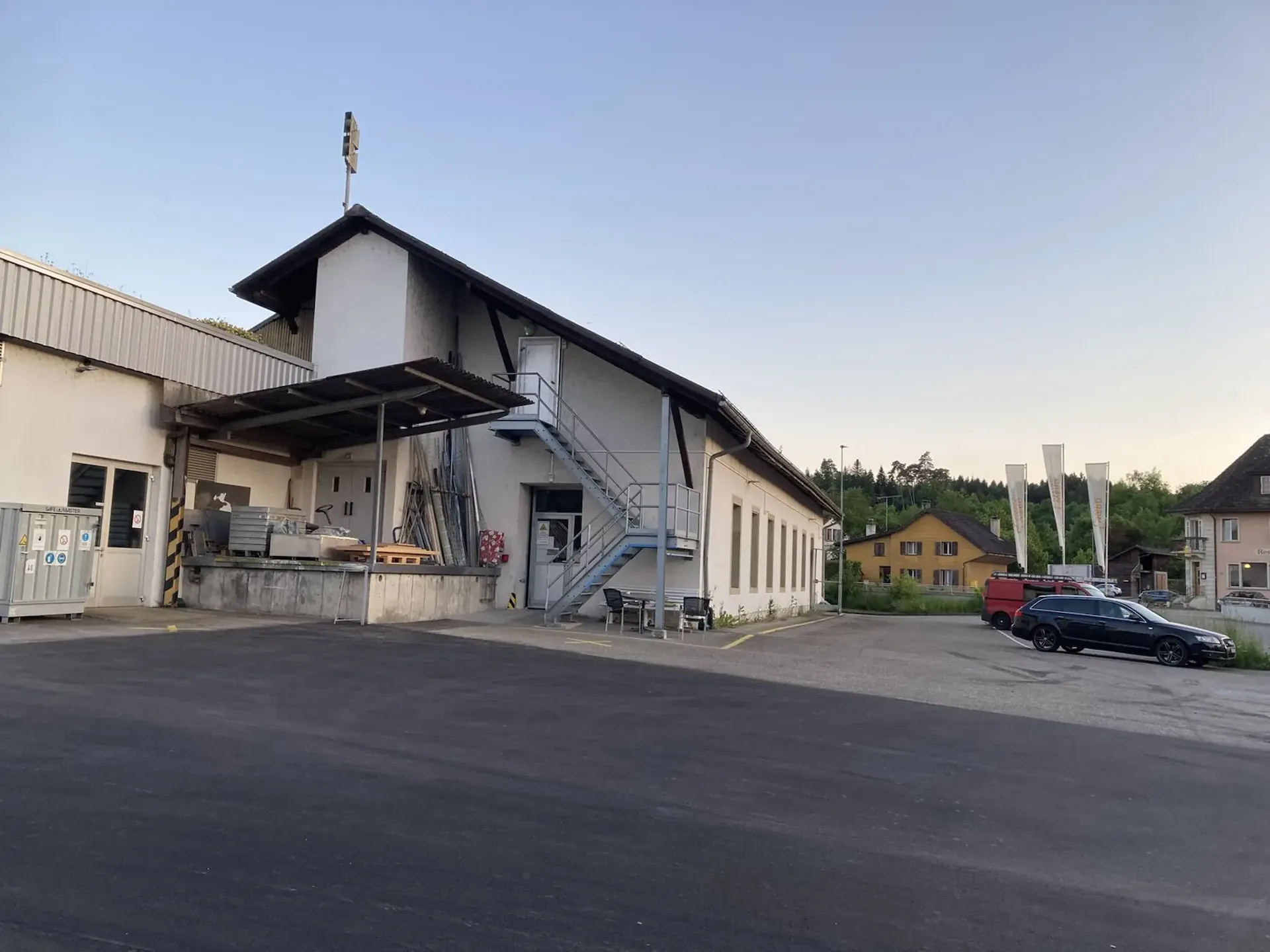 330 m² Lagerfläche im 1. OG an zentraler Lage in Rothrist