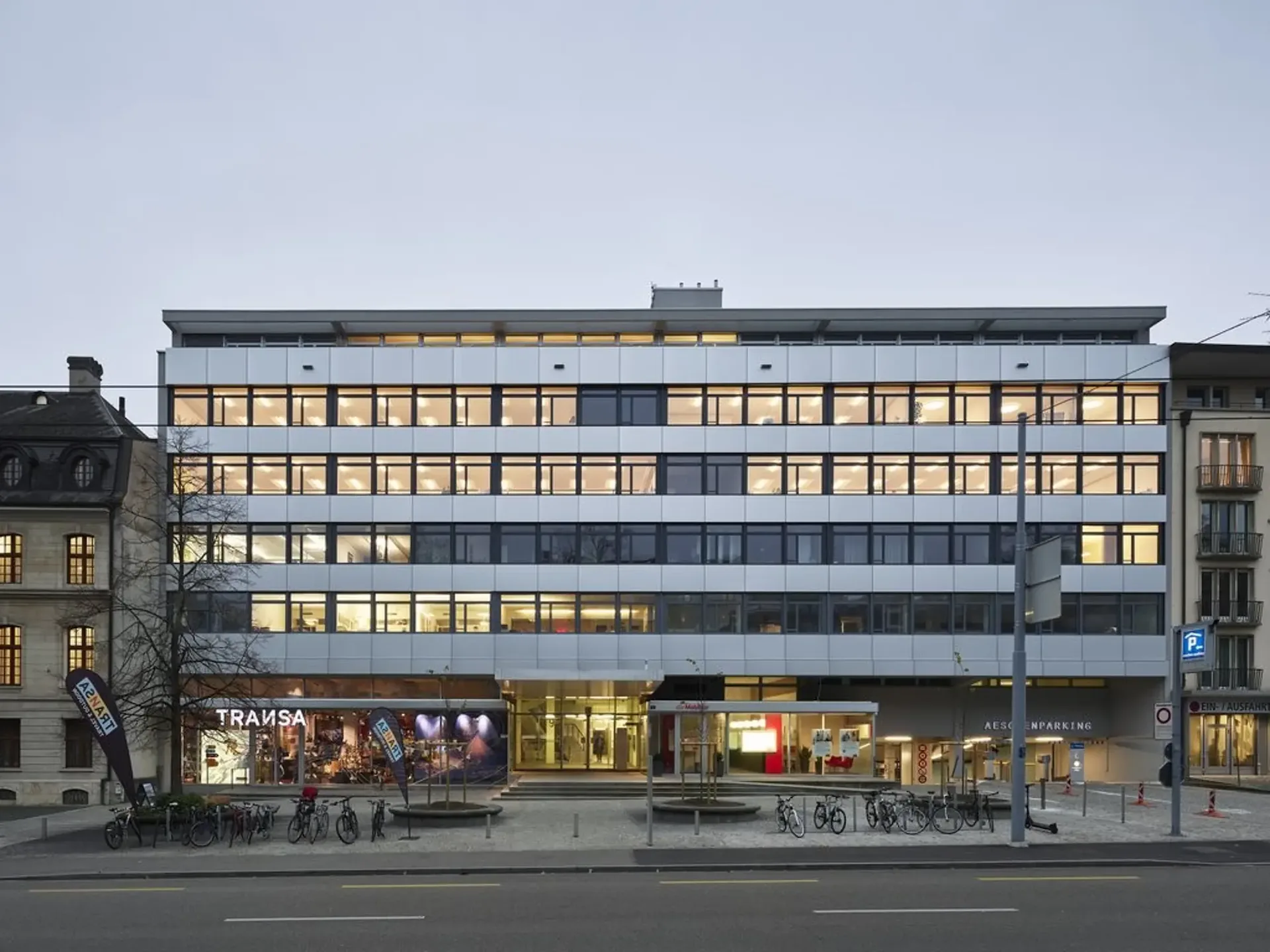 Place de stationnement gratuite dans le parking d'Aeschen