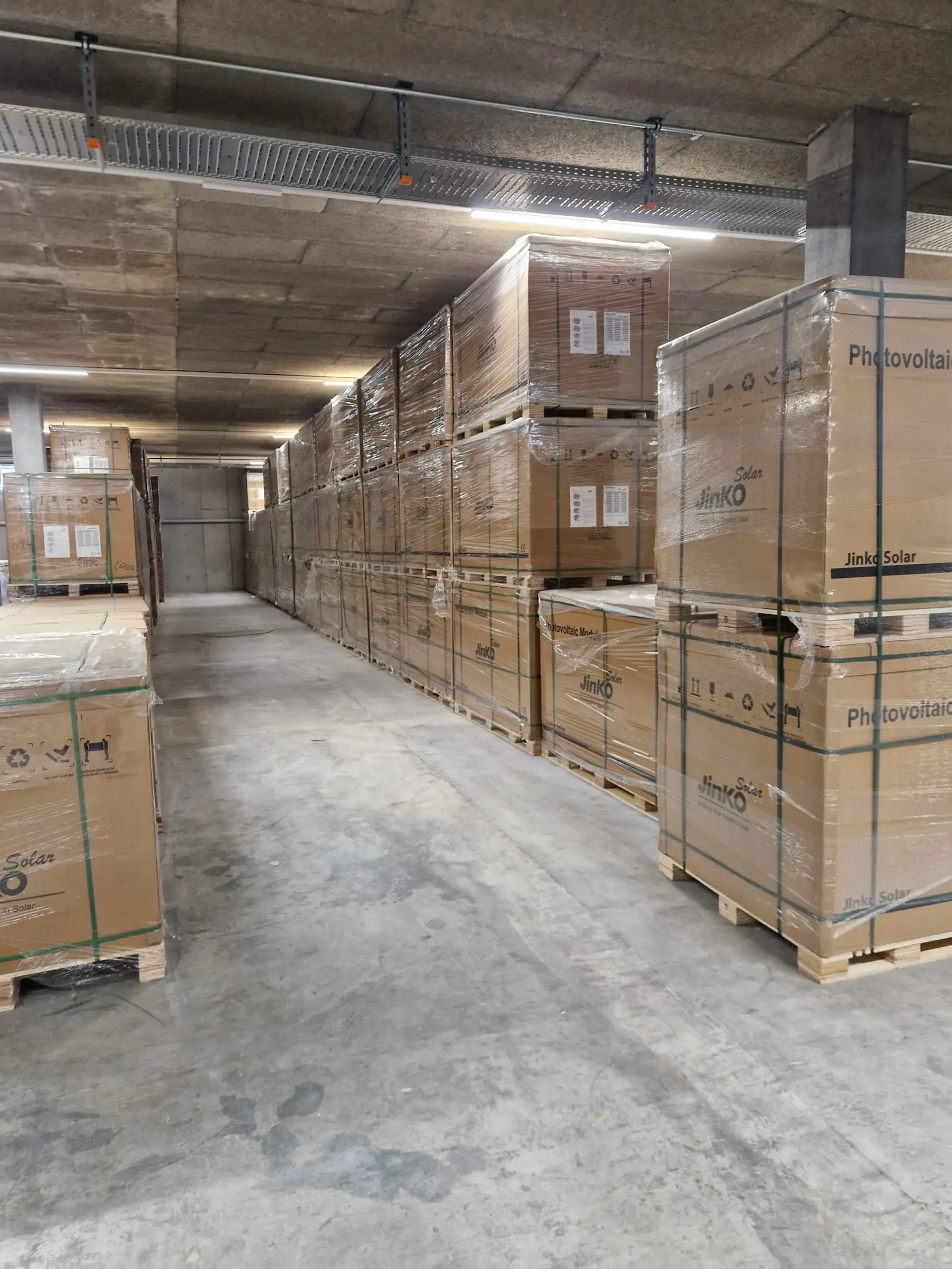 Espace de stockage et de production d'environ 750 m² près de A2 Sursee