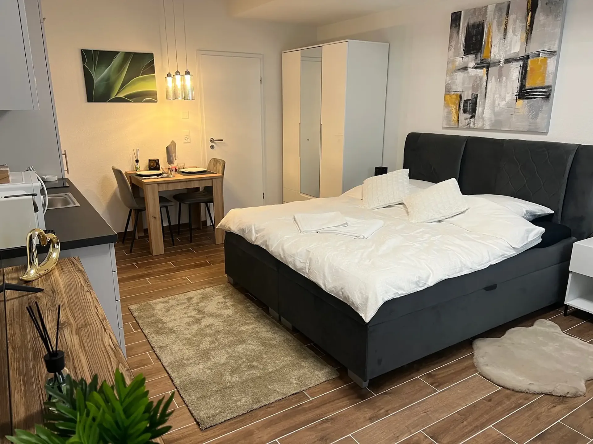 Möbliertes Apartment mit Pool und Fitness