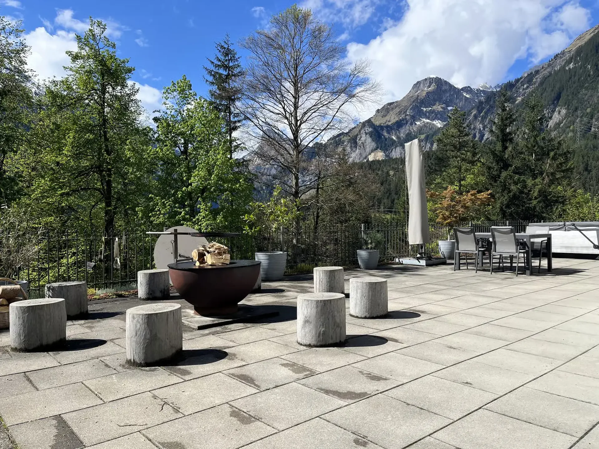 Charmant appartement 3 pièces à Kandersteg – Rénové et idéalement situé
