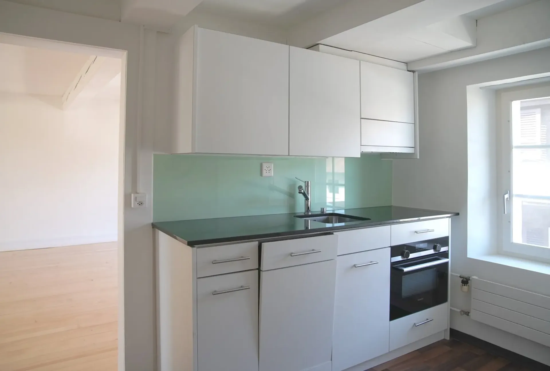 Appartement de vieillesse charmant avec une saveur unique au cœur de la vieille ville romantique "Murten"