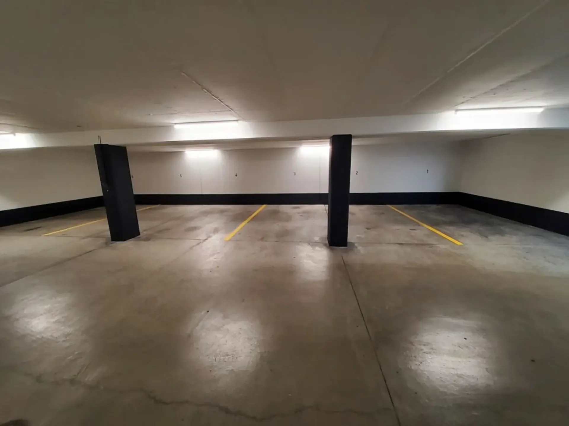 Parcheggio sotterraneo appena rinnovato!