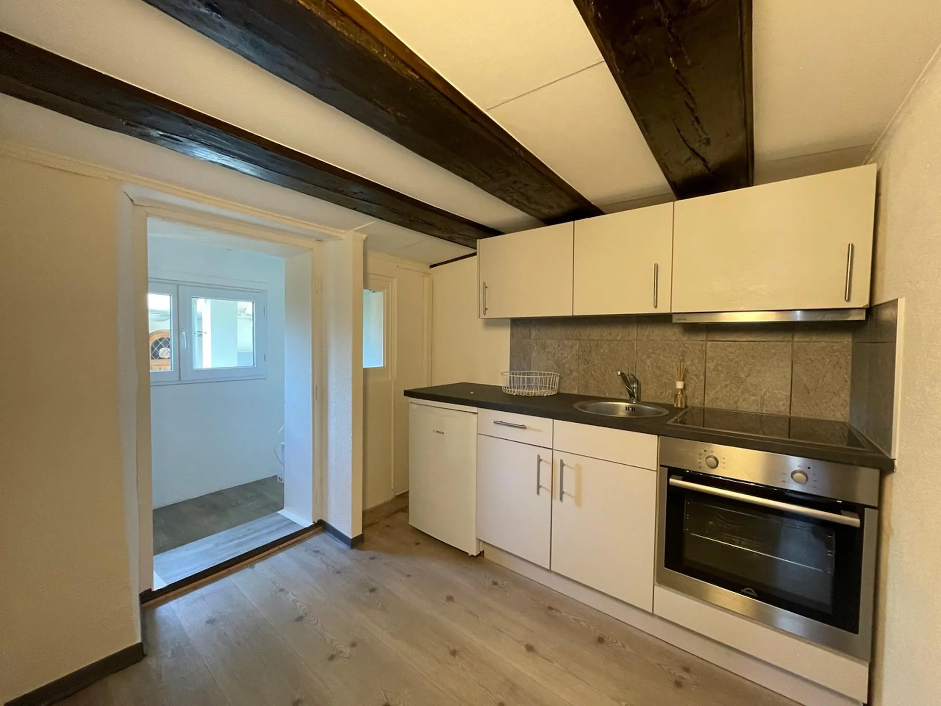 Two-and-a-half-room duplex apartment with small terrace