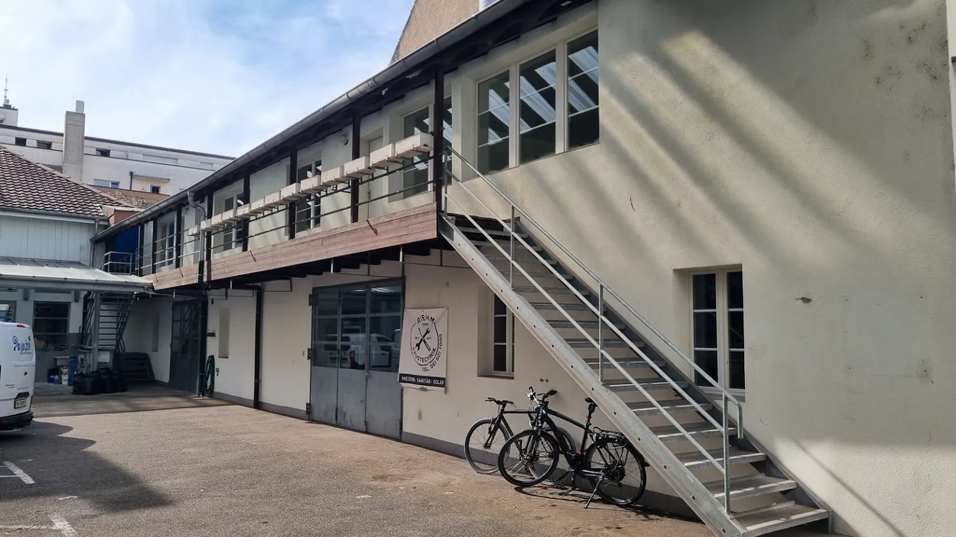 Vivere e lavorare, il tuo home office spazioso su 100m2