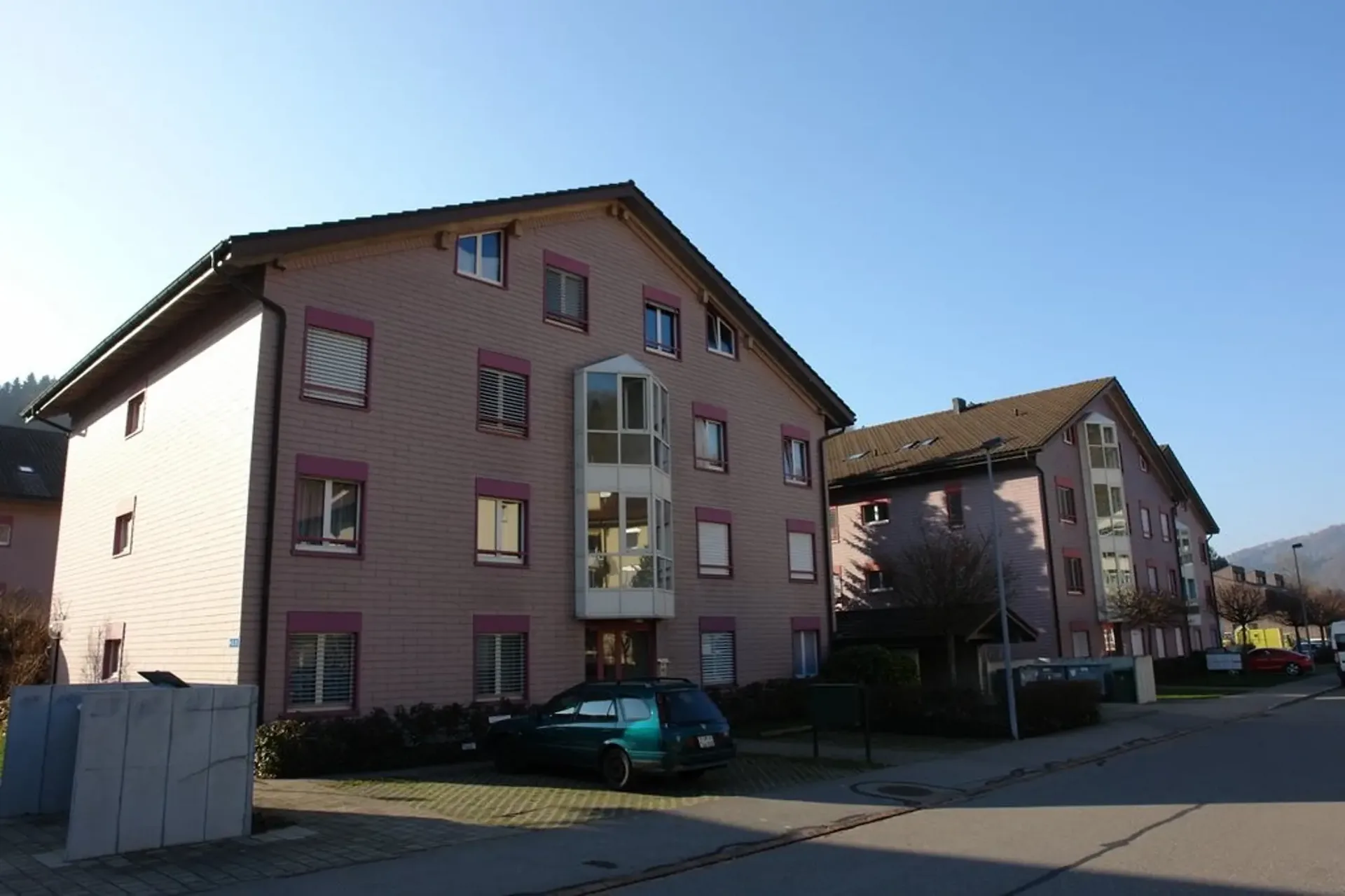 Appartement calme de 2,5 pièces à Stallikon