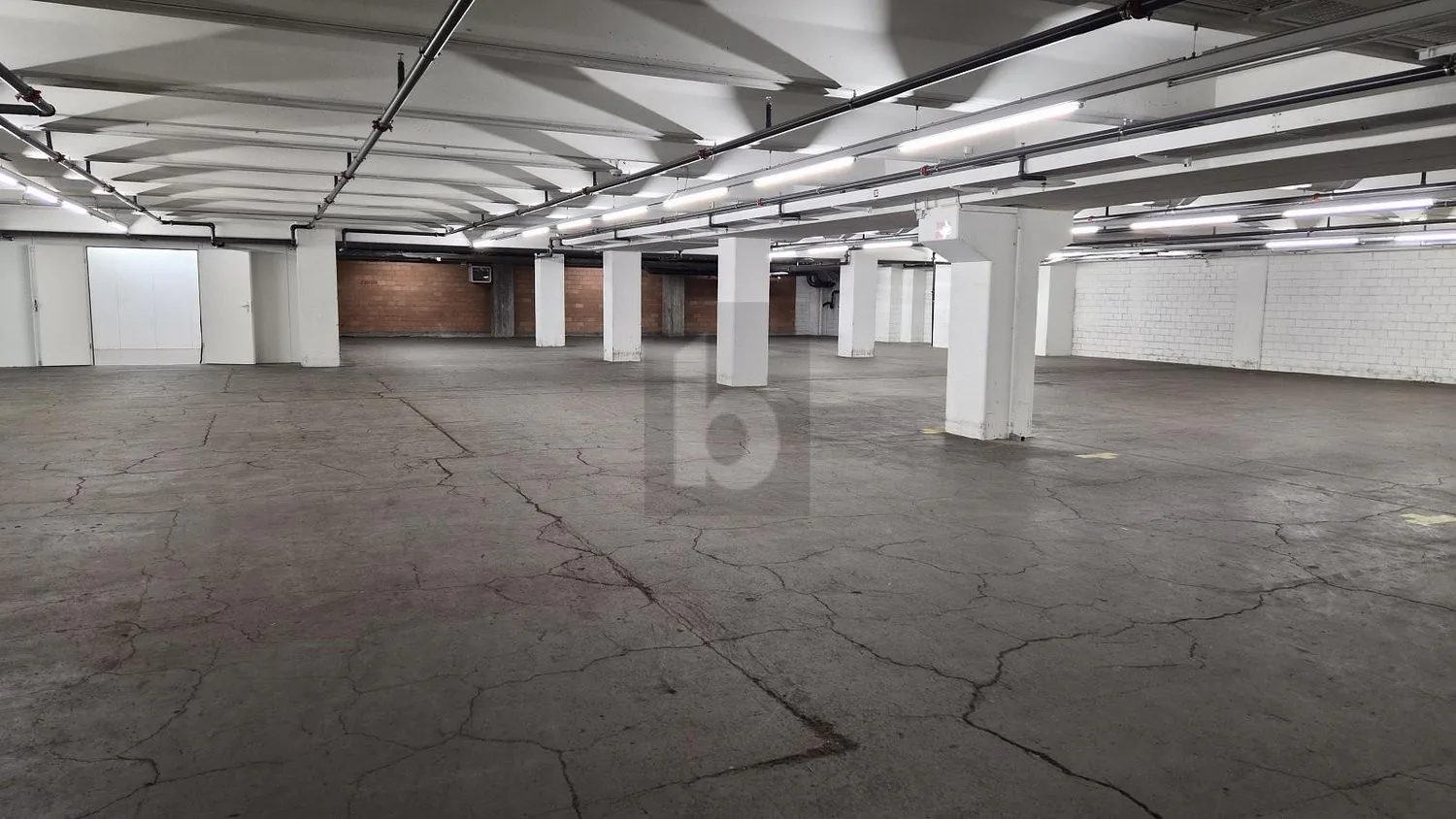 FLEXIBEL VON 300 M² - 1002 M² - BIS ENDE 2026