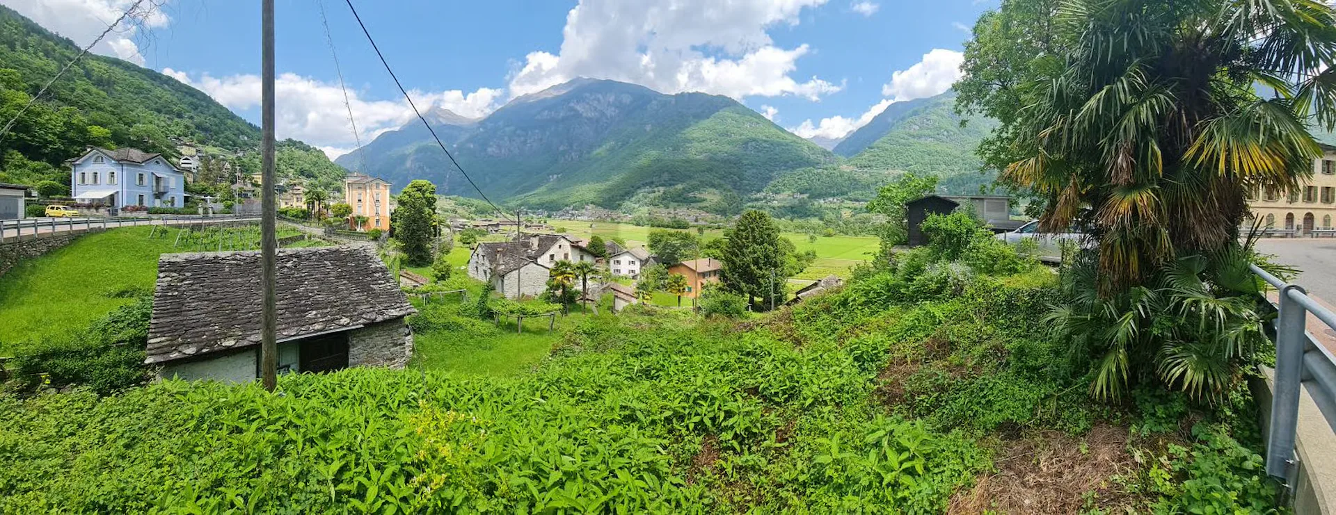 Buildable plot in sunny position with open view