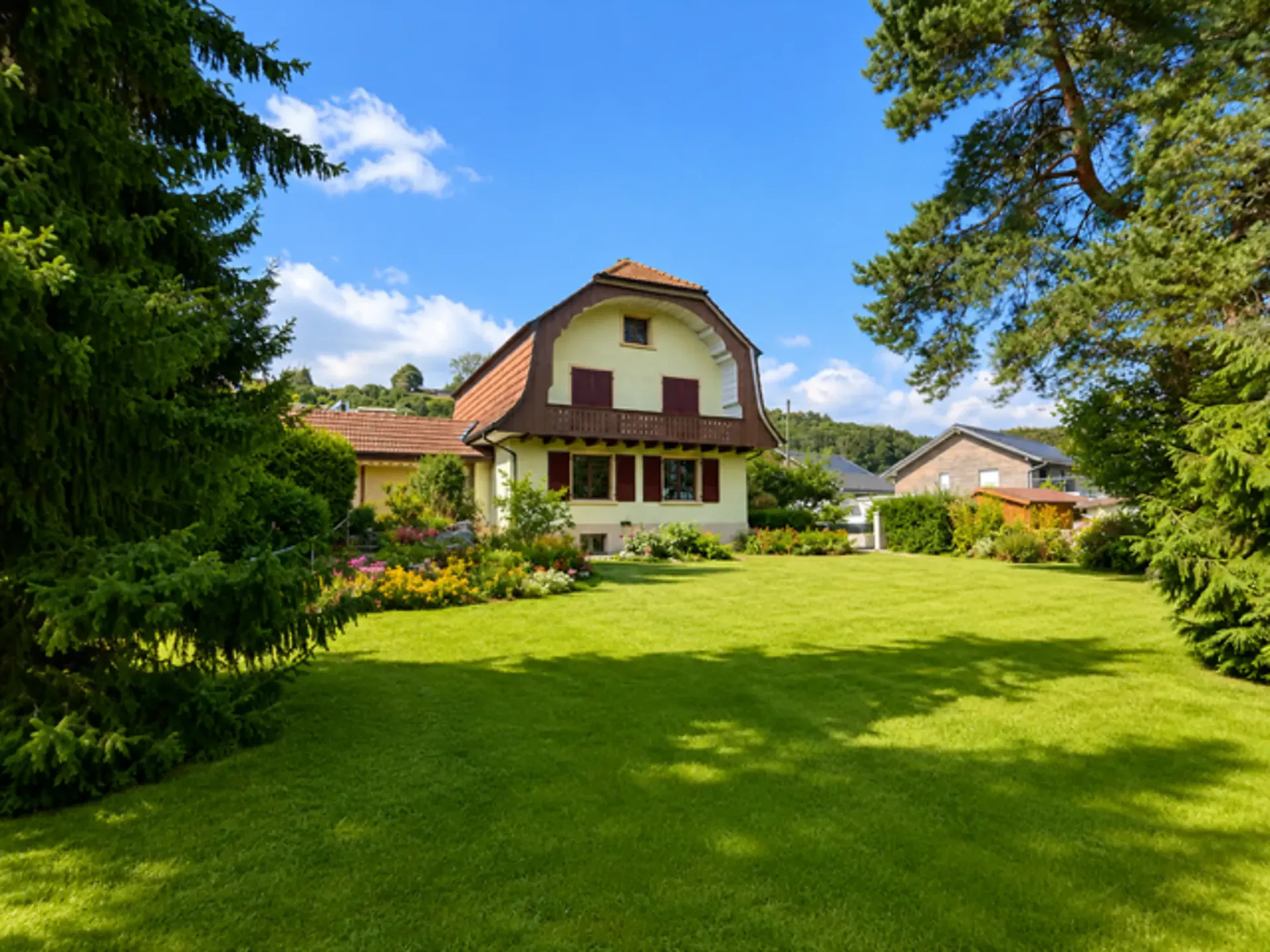 Attraktives Bauland mit bestehenden Bauten in Safnern – 2'212 m² mit viel Potenzial