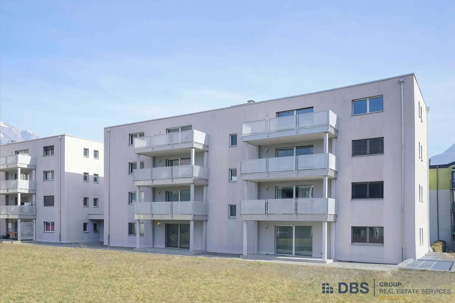 Bright 5.5-room apartment