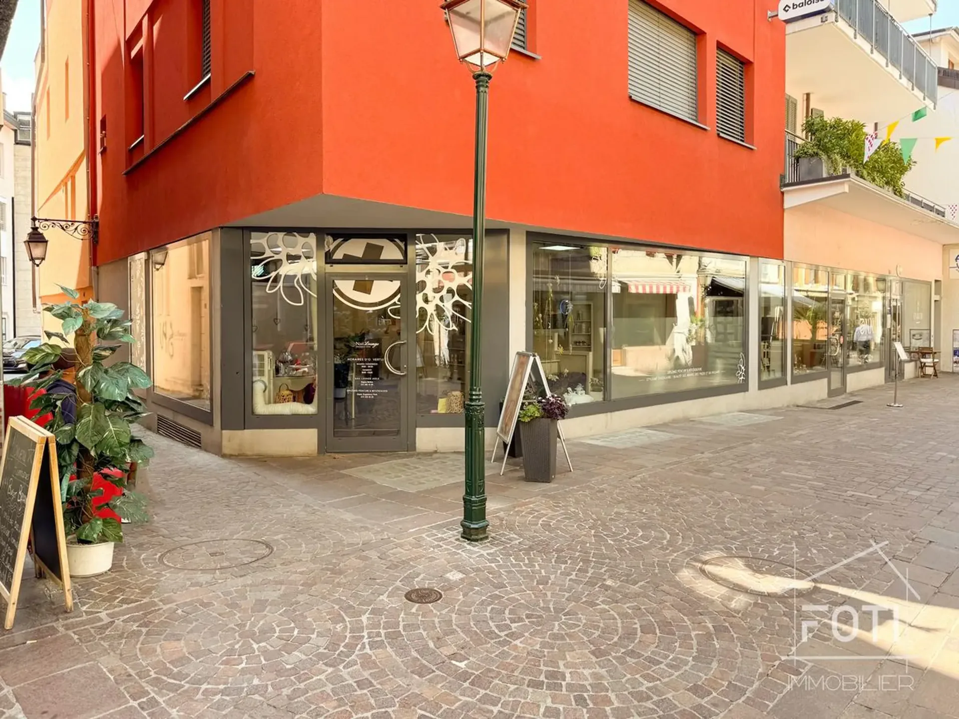 Boutique zum Verkauf mit großer Fläche in Aigle