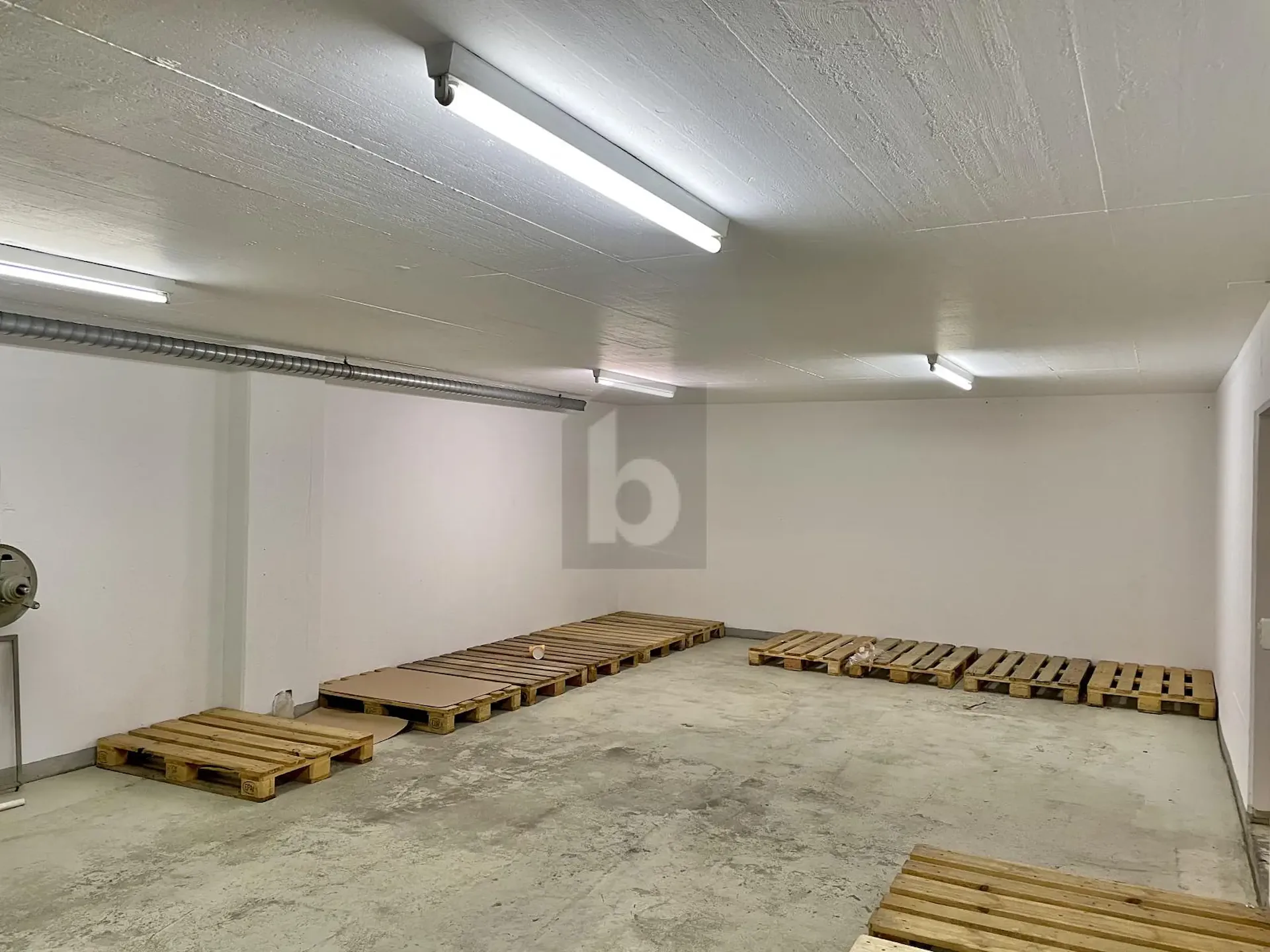 BEAUCOUP D'ESPACE, SITUATION CENTRALE