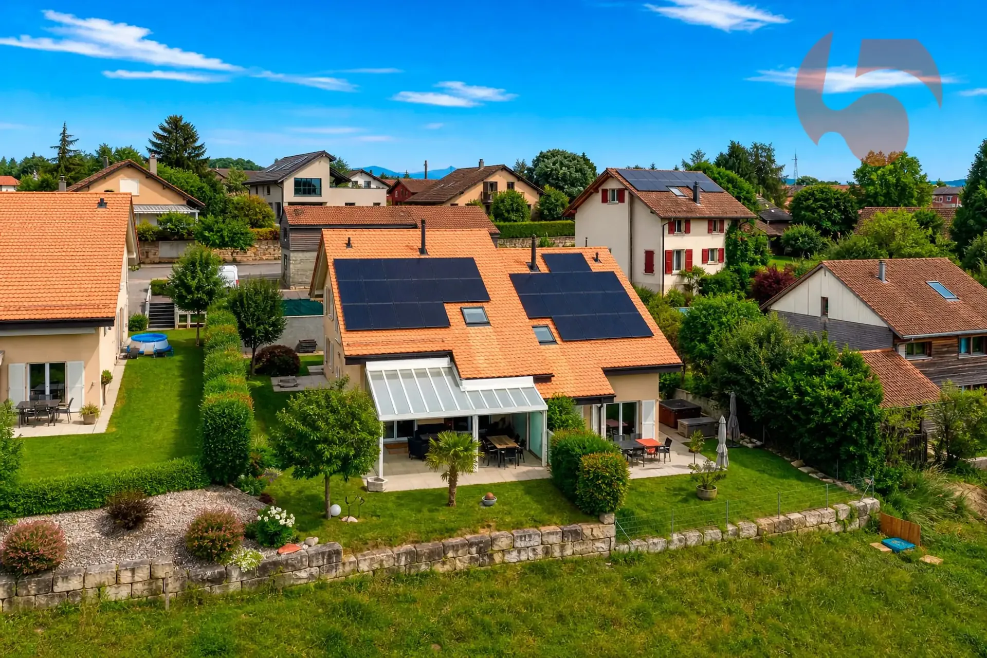 Prächtige 4.5-Zimmer-Villa mit Panoramablick auf den Jura und die umliegende Landschaft