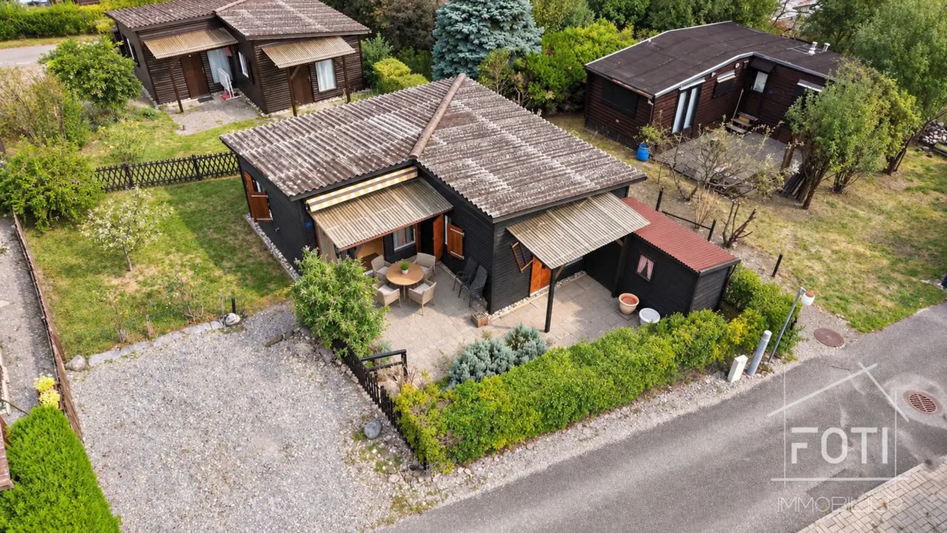 Chalet di 2.5 Locali con Vista a Saint-Maurice da Ristrutturare.