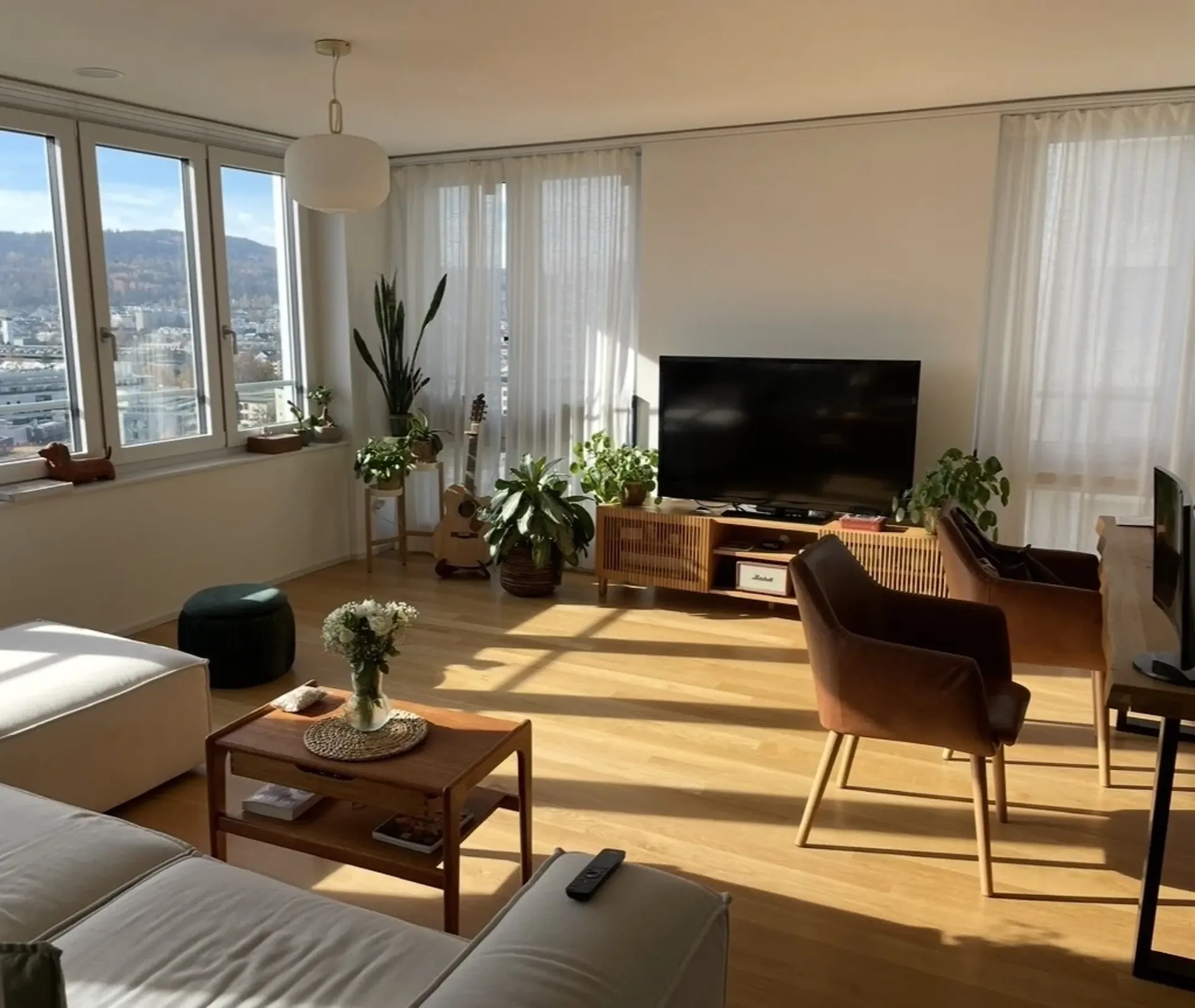 3½ ZI-WOHNUNG IN ZÜRICH - KREIS 9 ALTSTETTEN, MÖBLIERT, TEMPORÄR