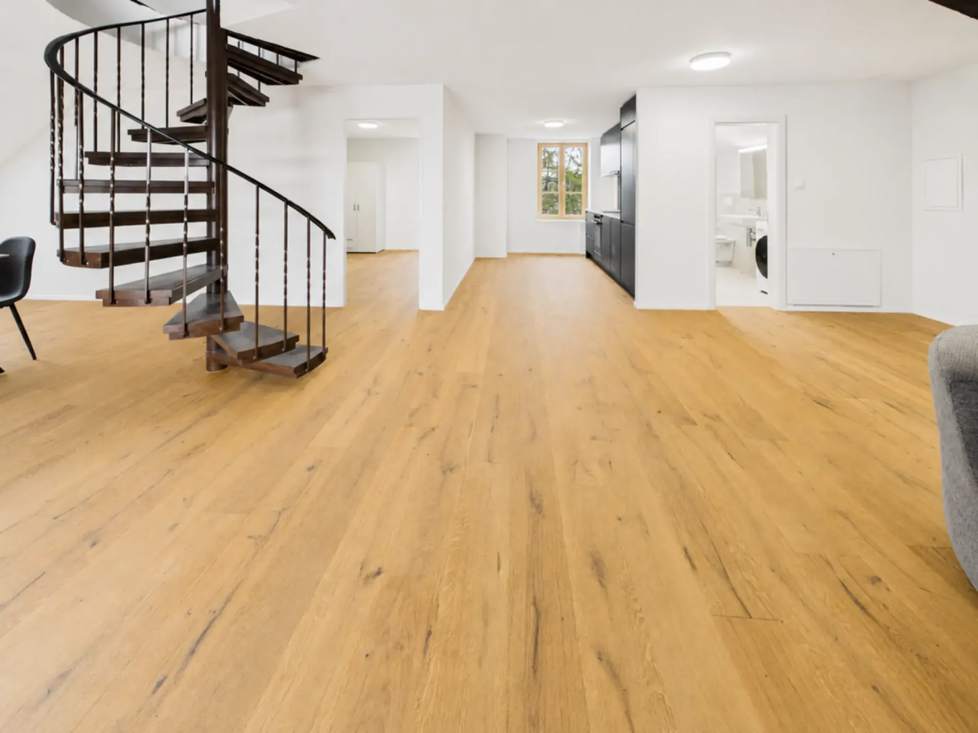 127 sqm of pure living dream - freshly renovated maisonette apartment in Hofstetten-Flüh