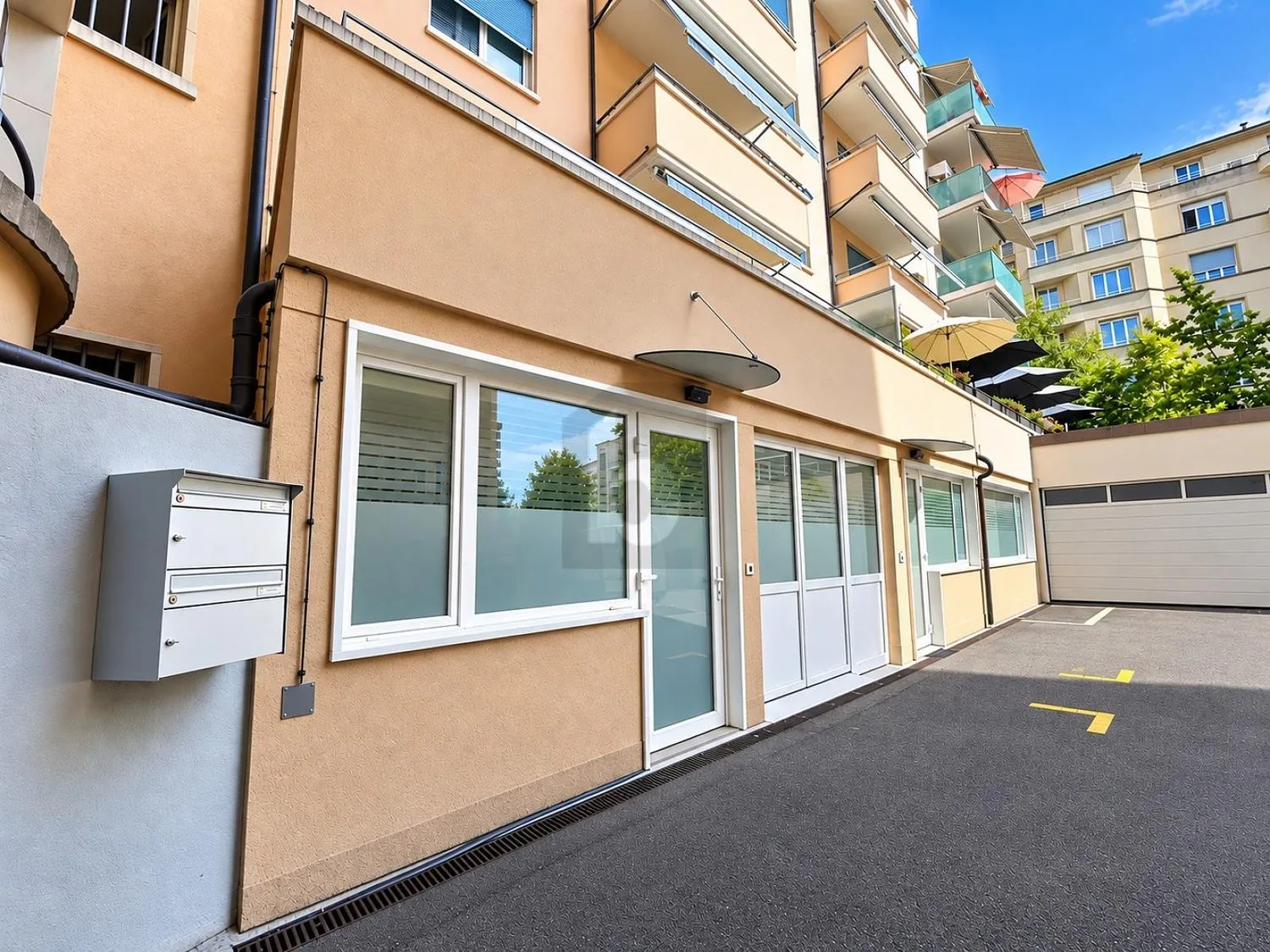 ESPACE POLYVALENT ET CENTRAL