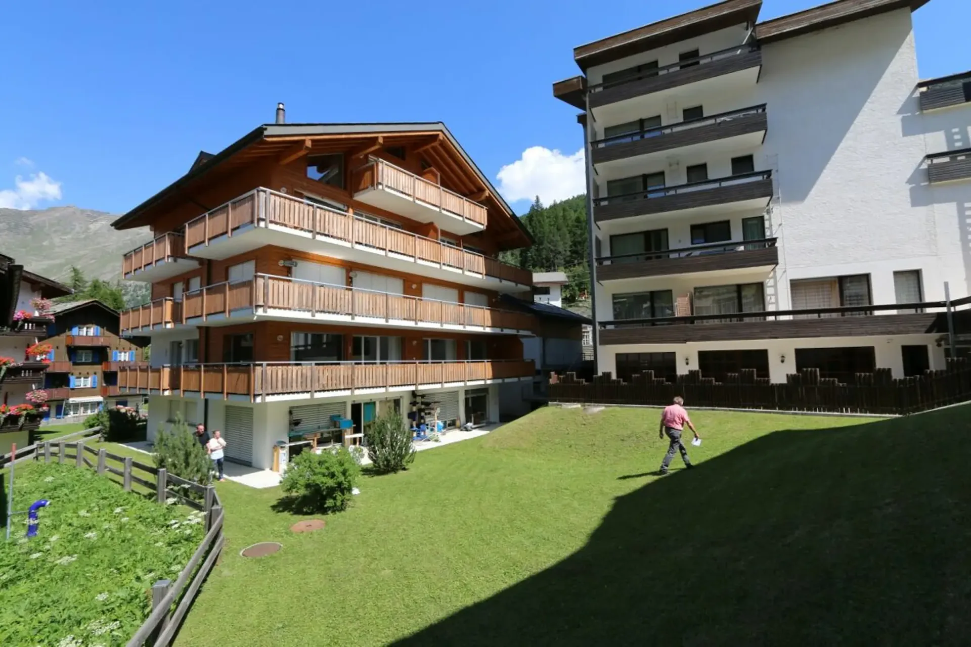 Pearl Ski Room No. 2, 14m2, located near Cesar Sport, directly at the Alpin Express, conveniently accessible by lift, 100 meters to the ski slope.